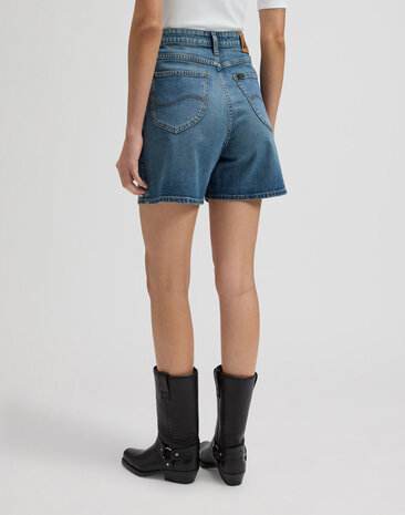 LEE Jeans short || Stella || Lakeside Drive