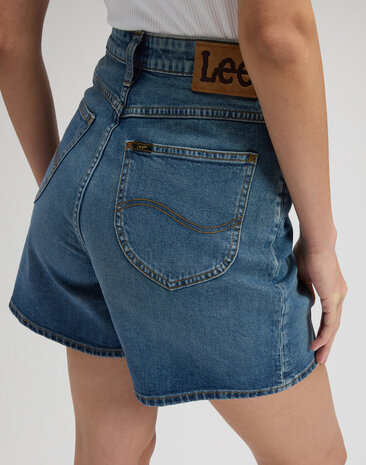 LEE Jeans short || Stella || Lakeside Drive