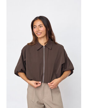 Sisterspoint Jack || Nelly-ja || Dark Brown