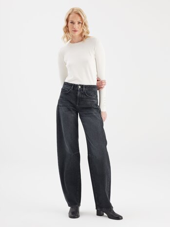 C.O.J Barrel jeans || Clara || Black vintage C.O.J Barrel jeans || Clara || Black vintage