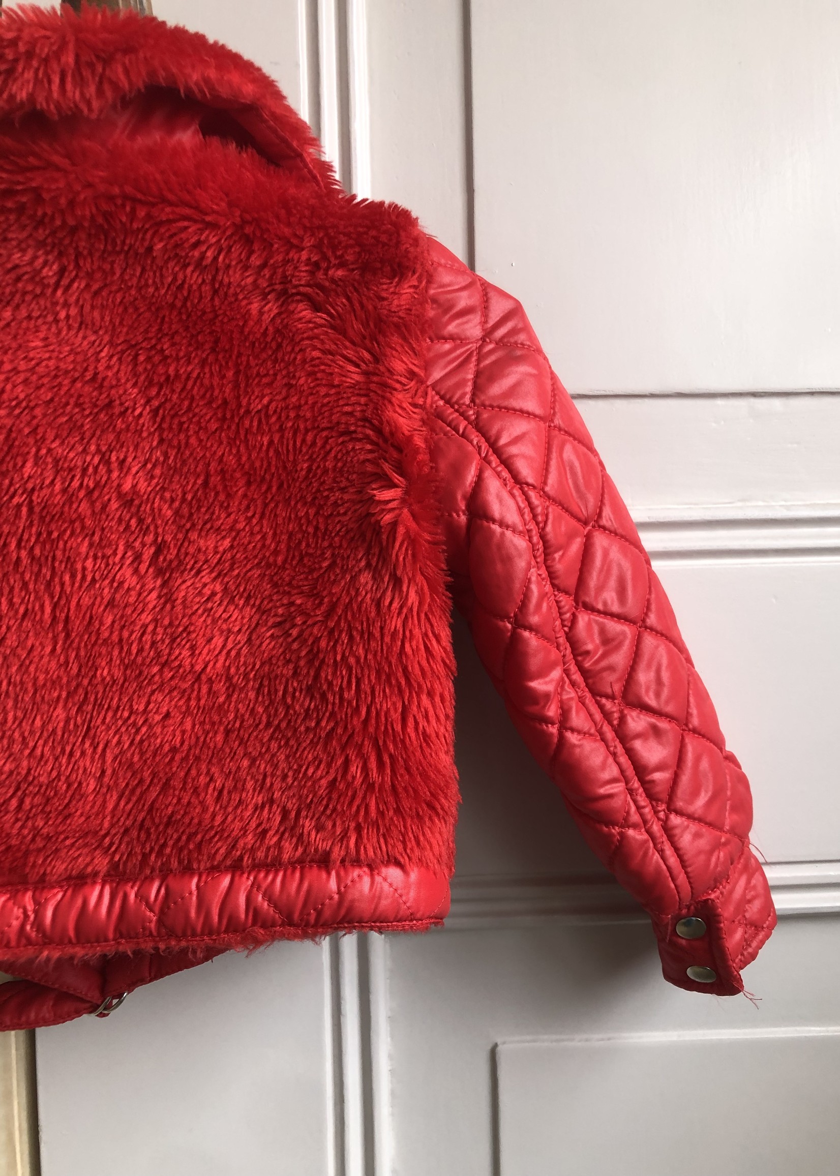 Red faux fur 70's jacket + hat 18m