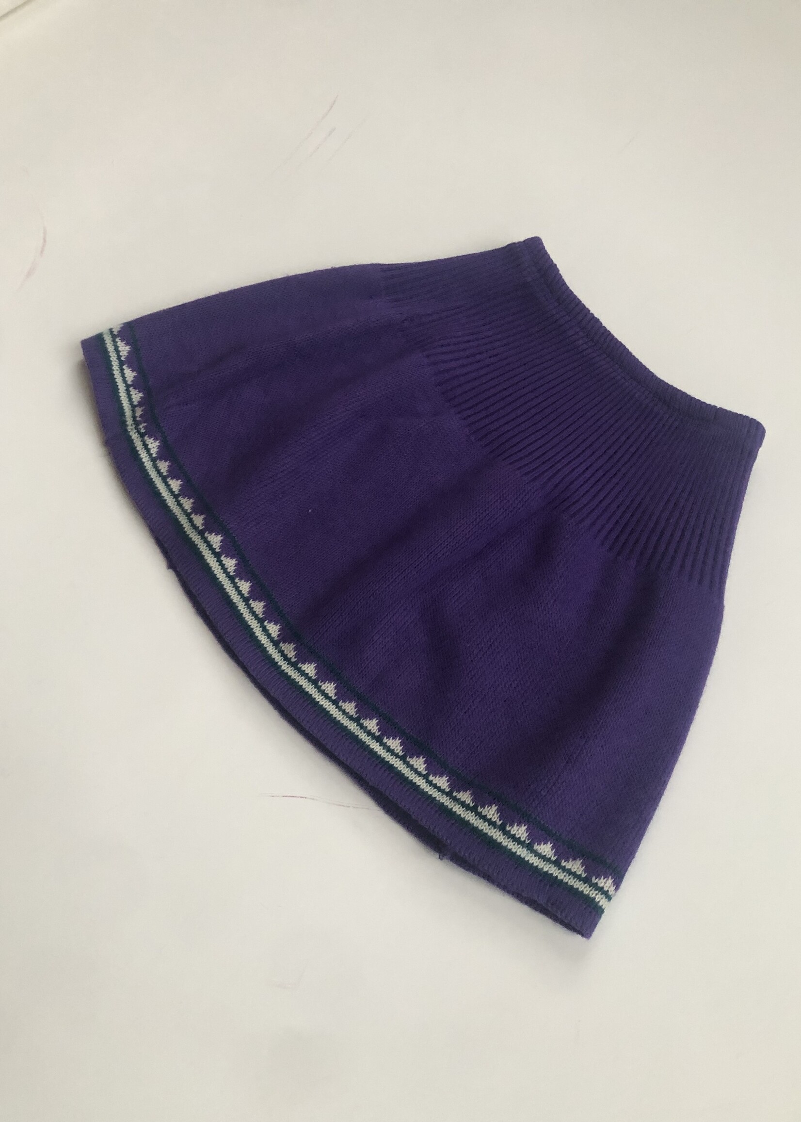 Vintage Purple woolmix skirt 6-8y