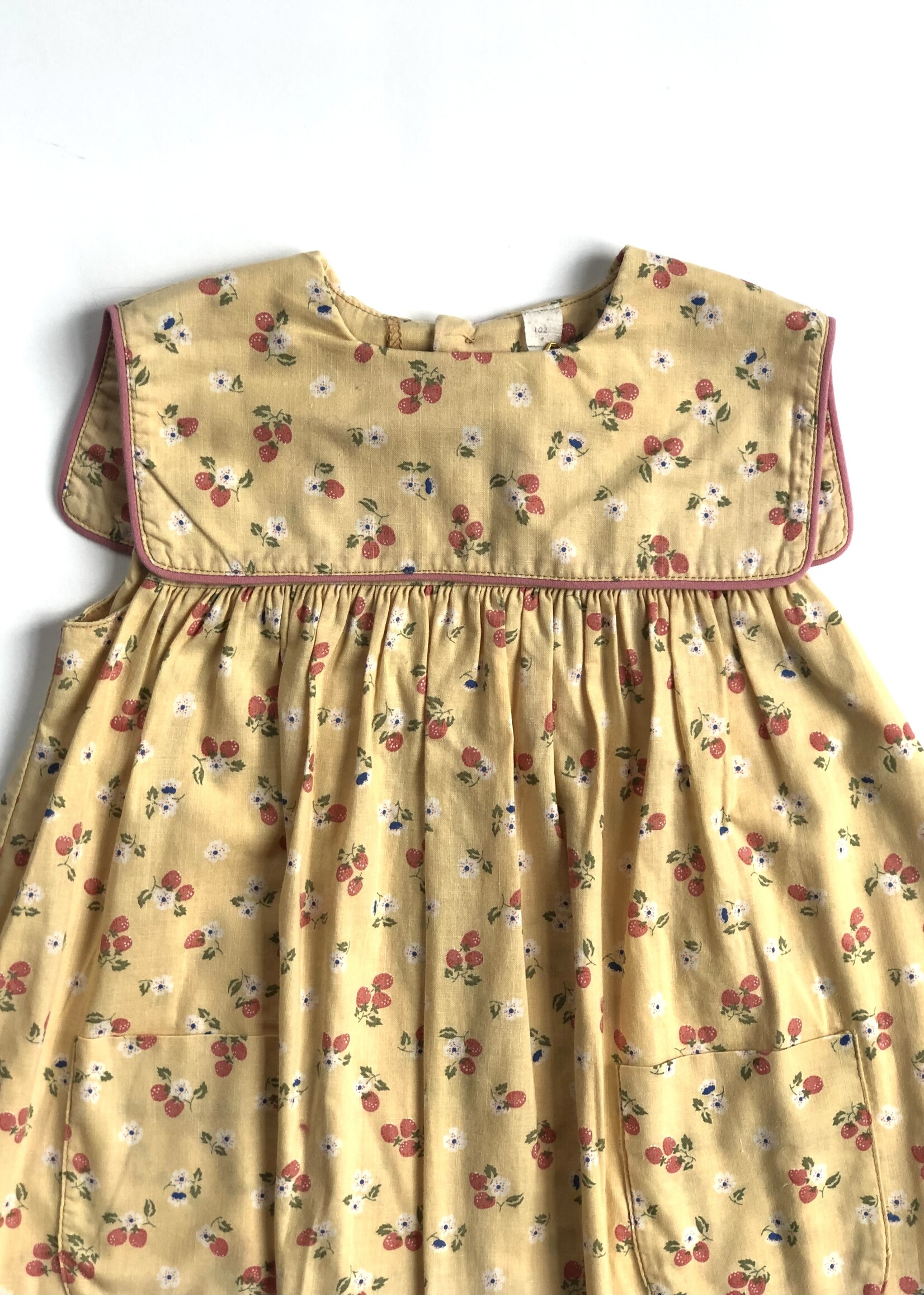 Yellow strawberry dress 3-4y