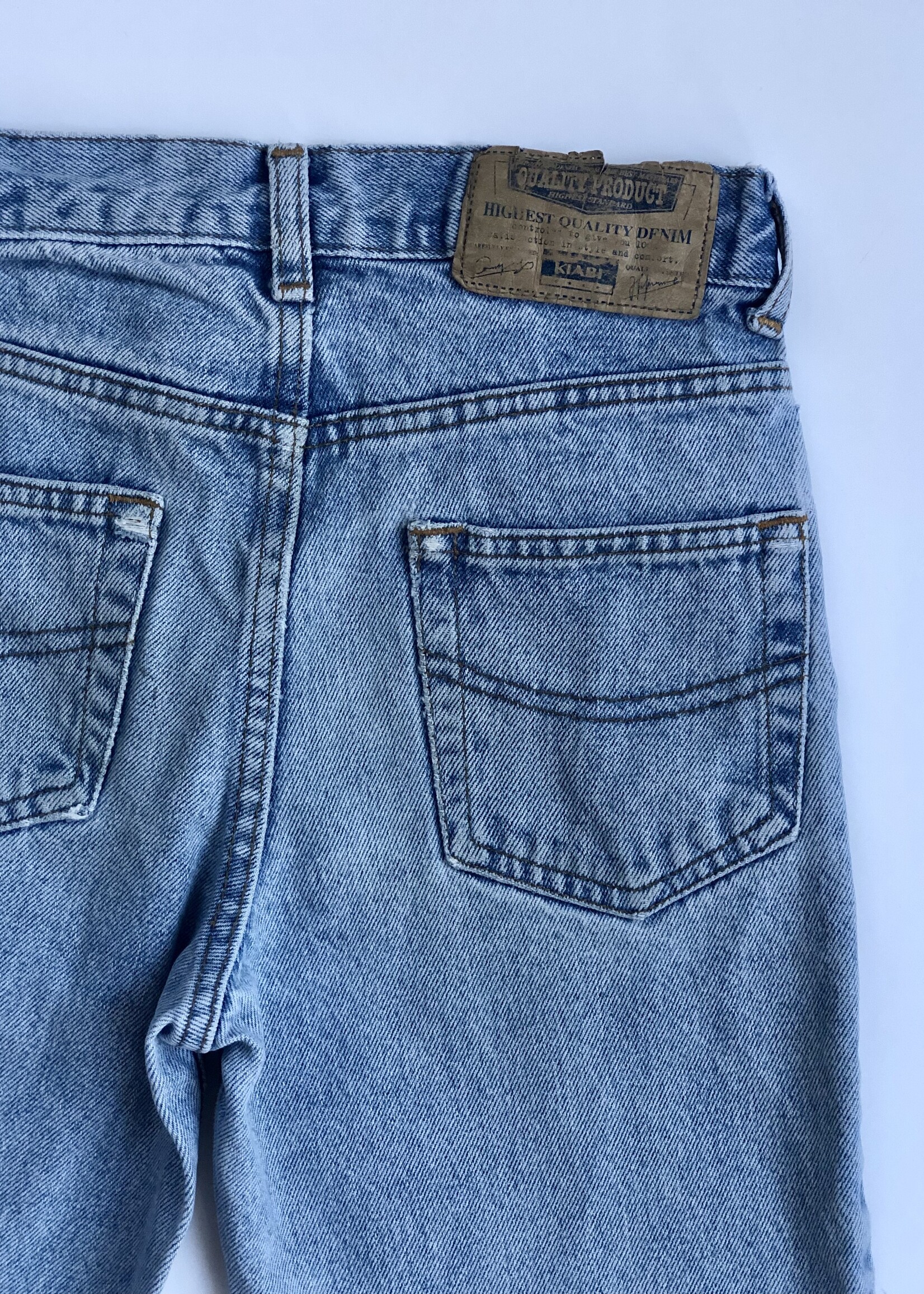 Vintage Light wash cut off jeans 7-8y
