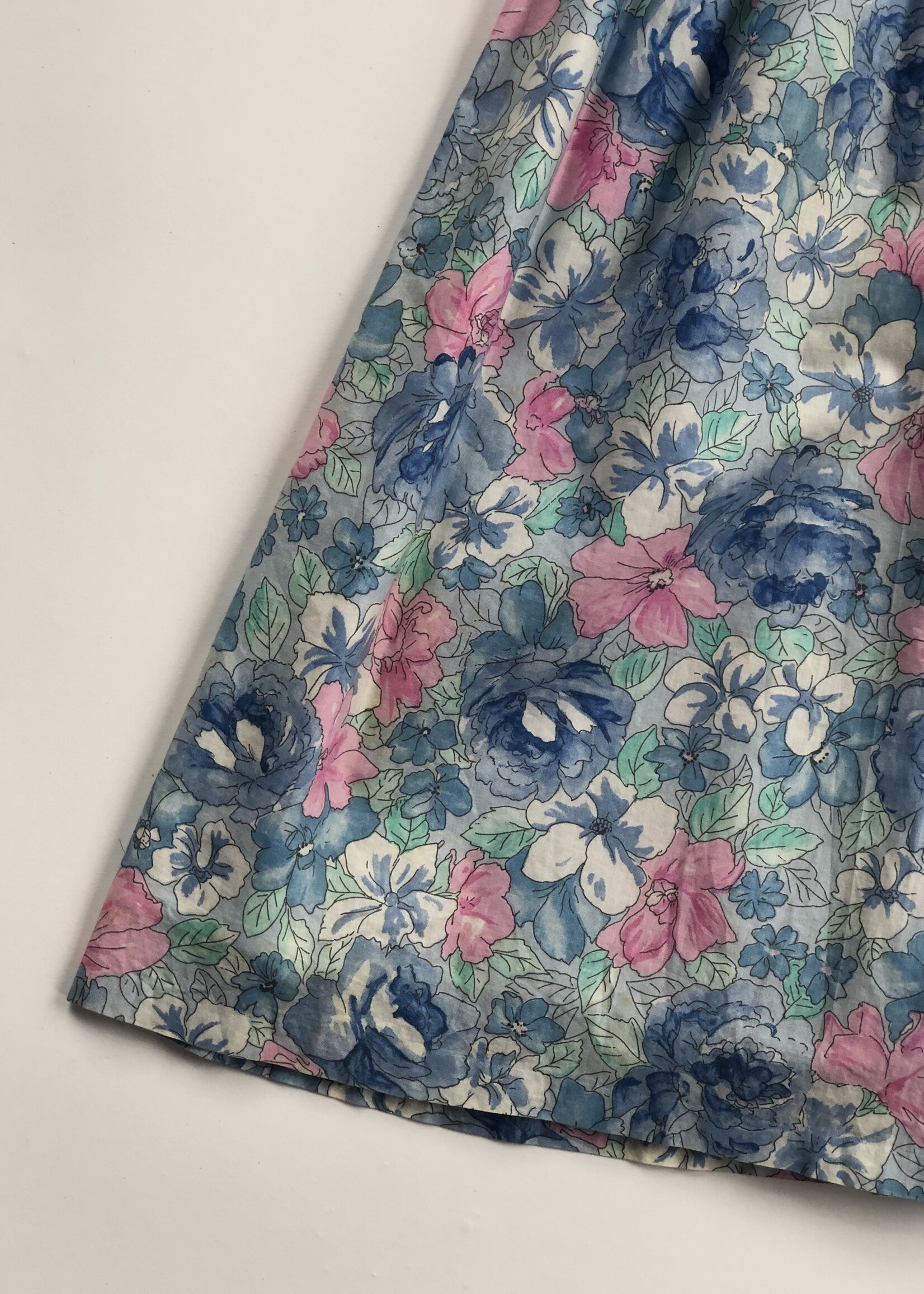 Vintage Blue and pink floral dress 8-9y