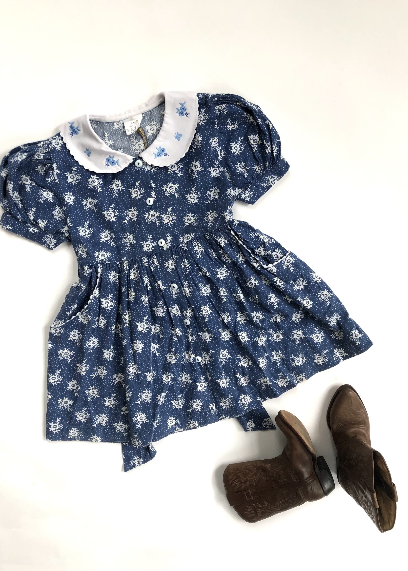 Vintage Blue floral dress 4-5y