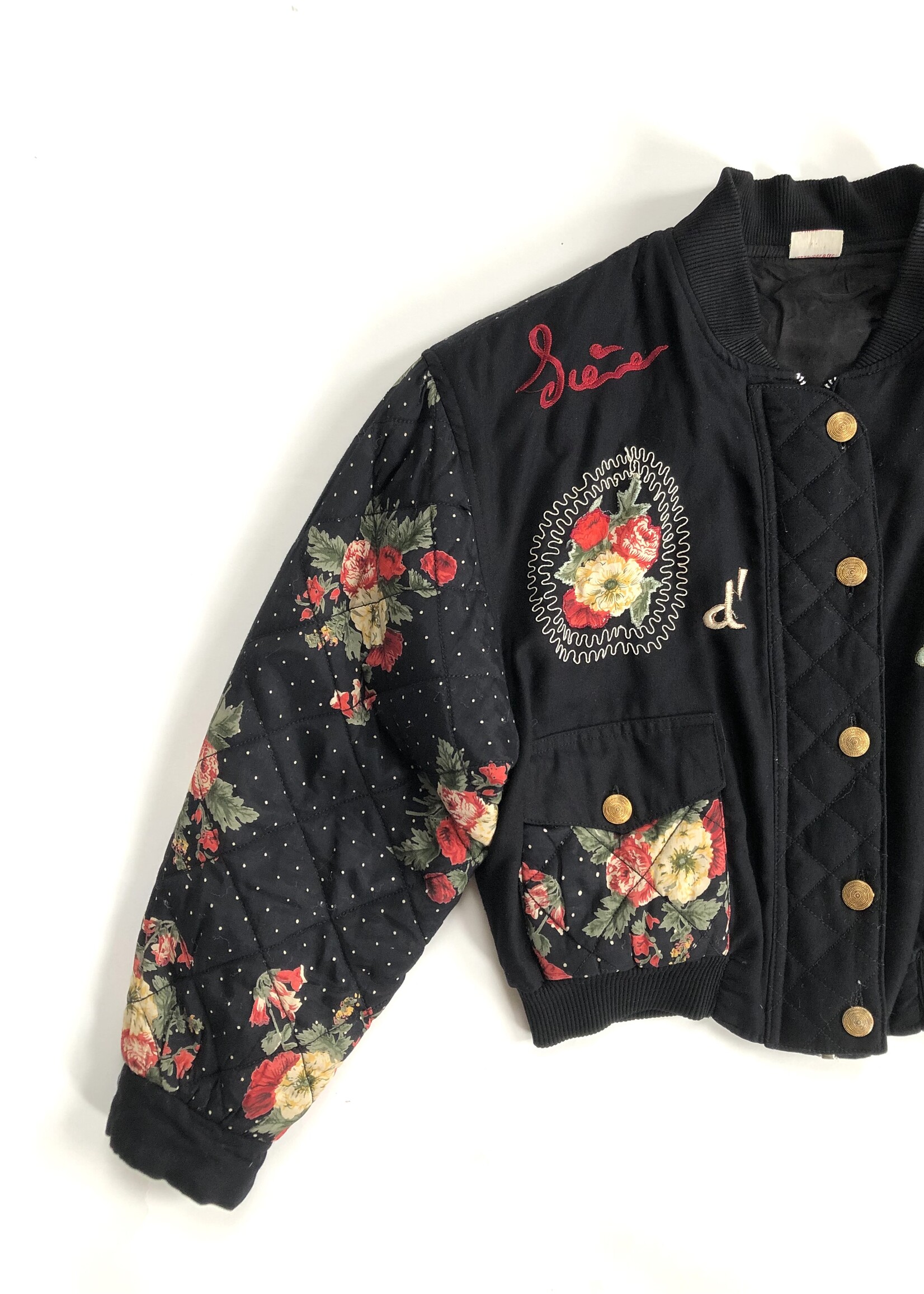 Vintage Black floral bomber jacket 6-8y