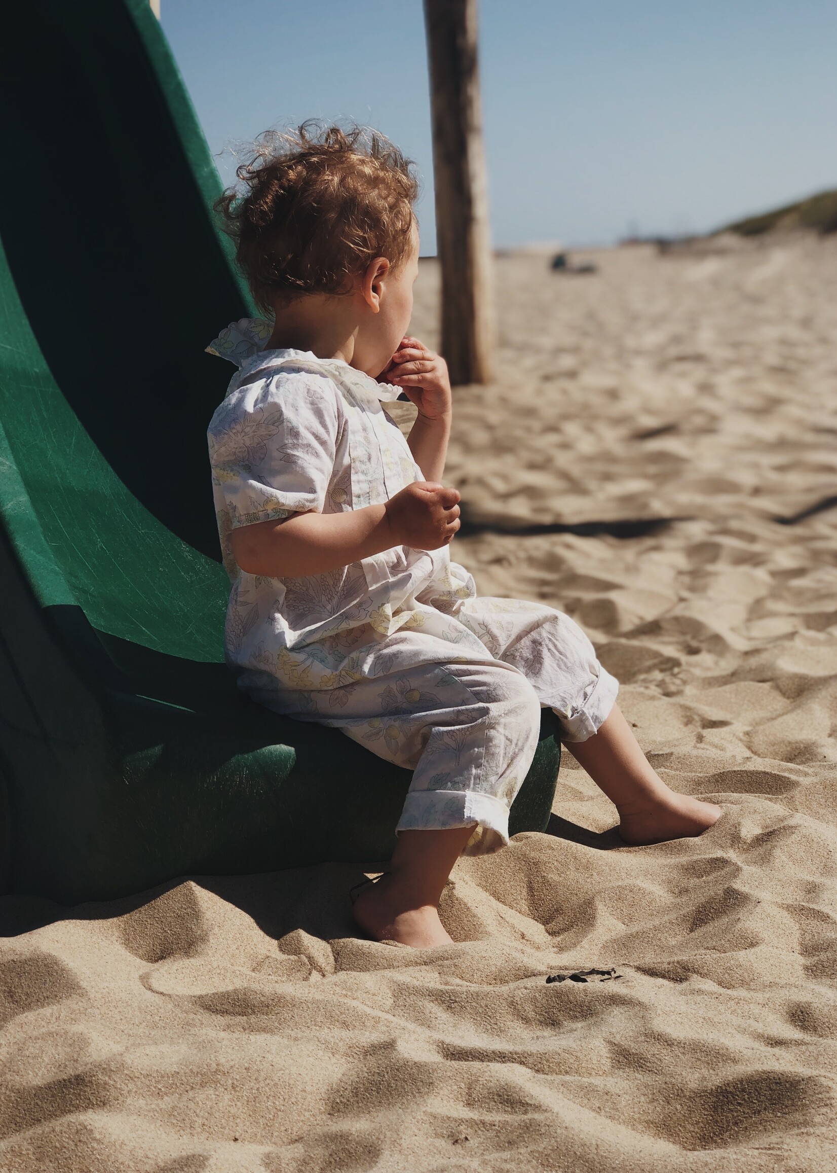 Vintage White floral playsuit 18-24m