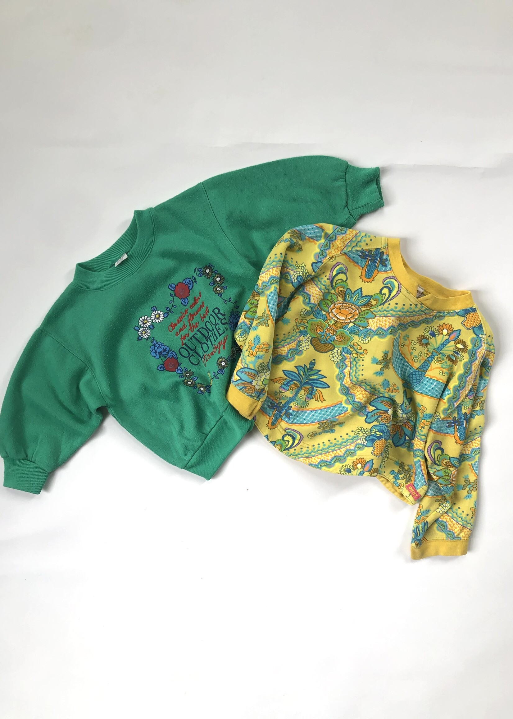 Oilily Yellow cropped sweater 3-4y