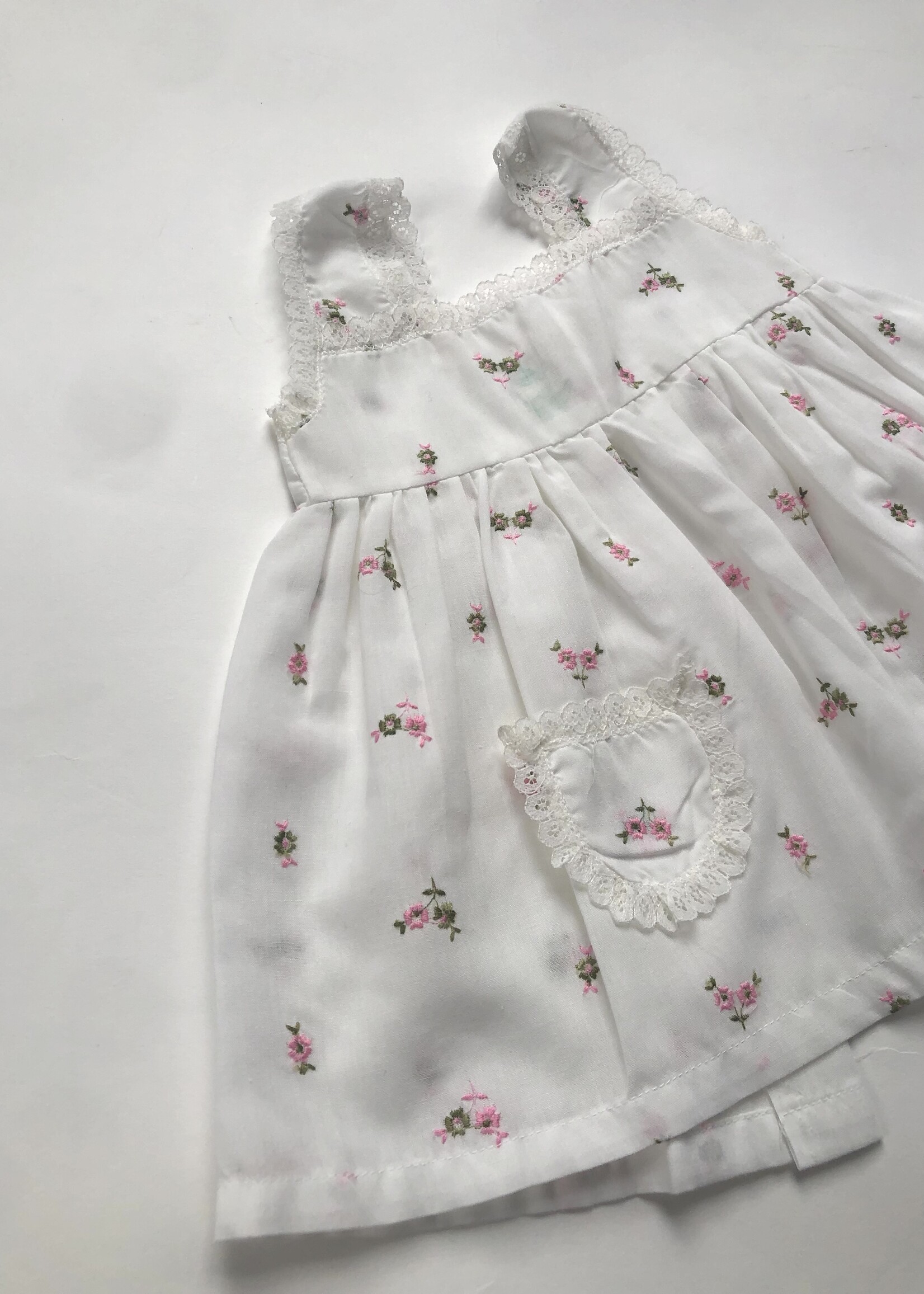Vintage Pink floral lace dress 3m