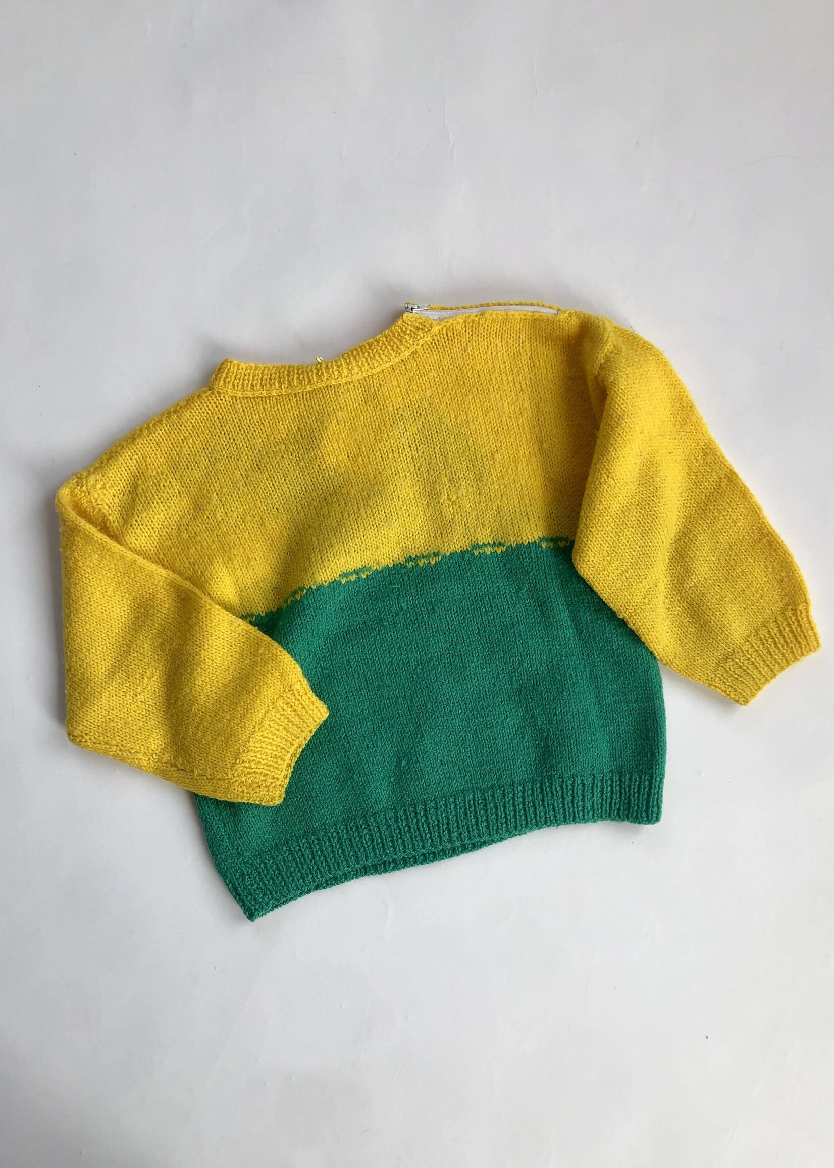 Handmade Gaston Lagaffe sweater 5-6y