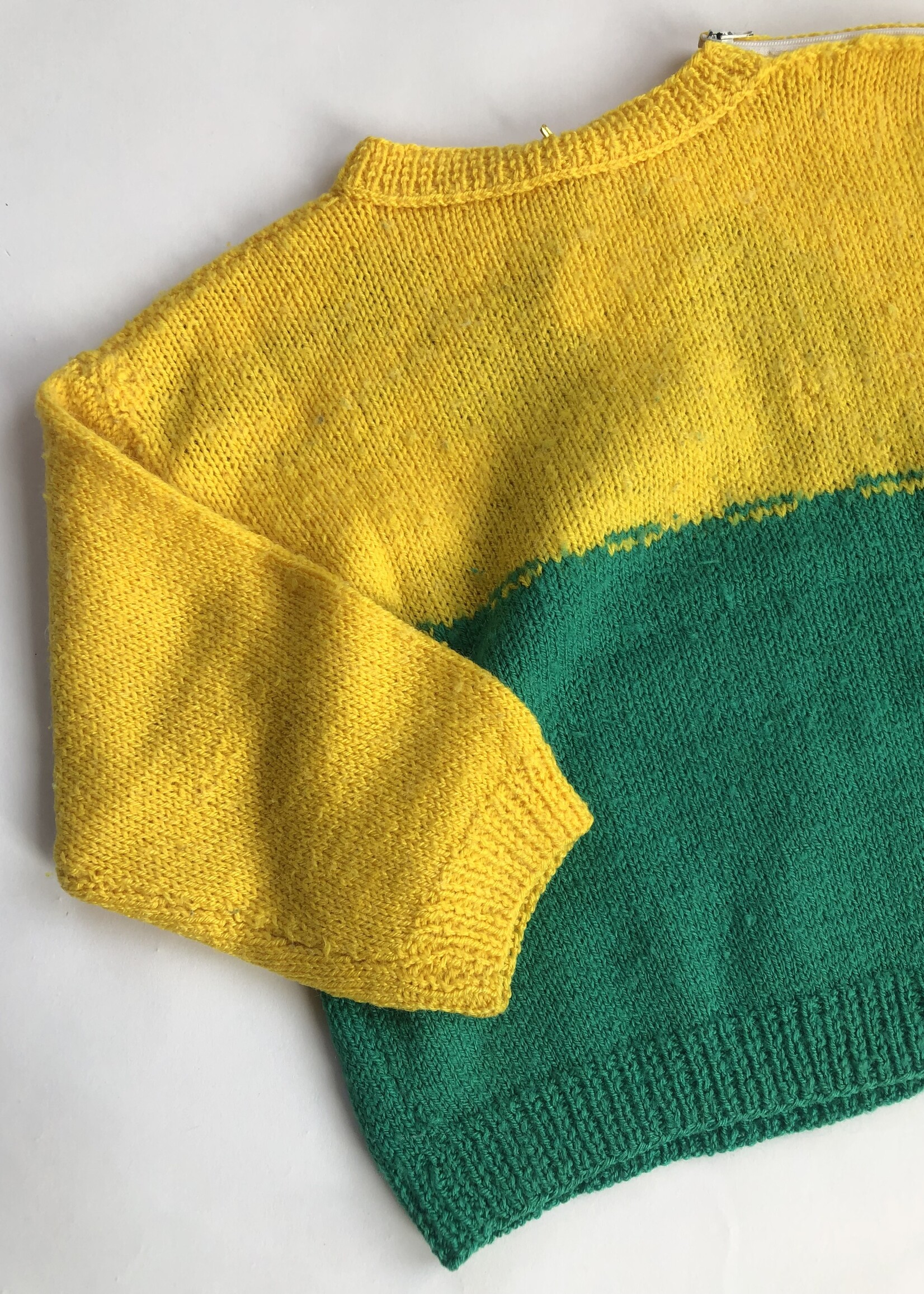 Handmade Gaston Lagaffe sweater 5-6y