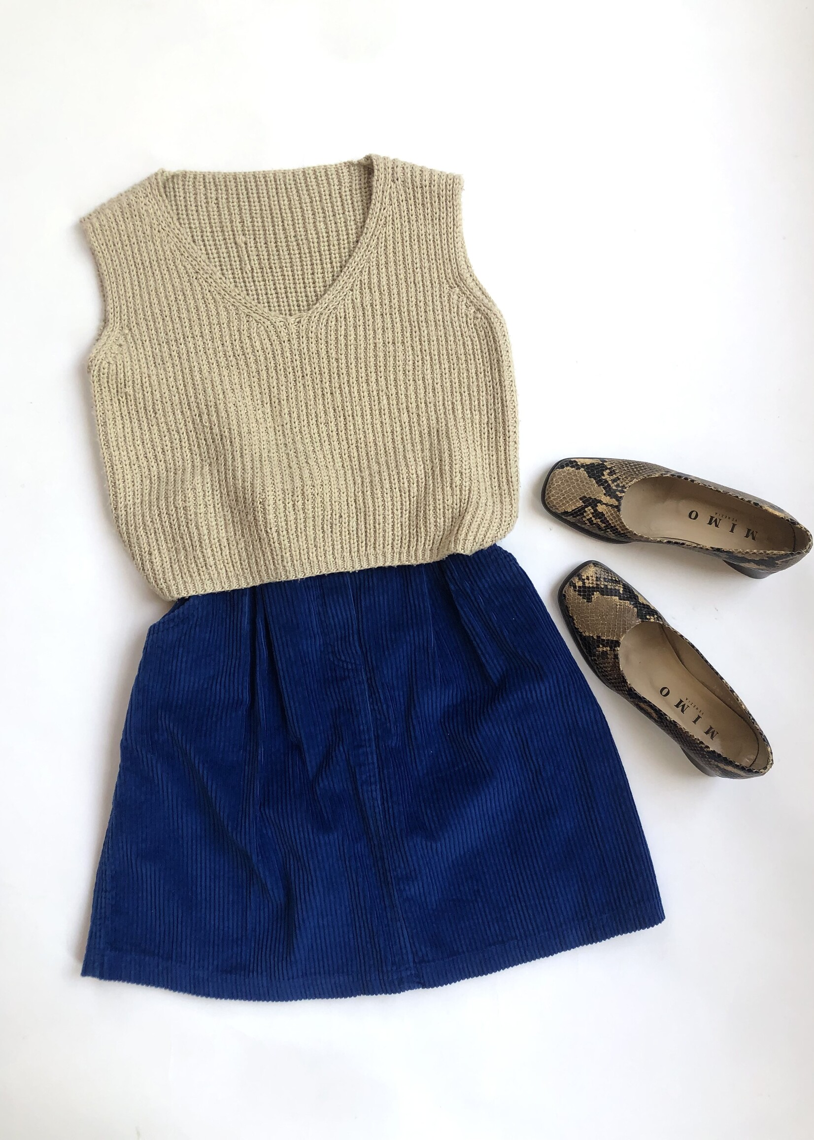 Vintage Cobalt blue velvet skirt 10y