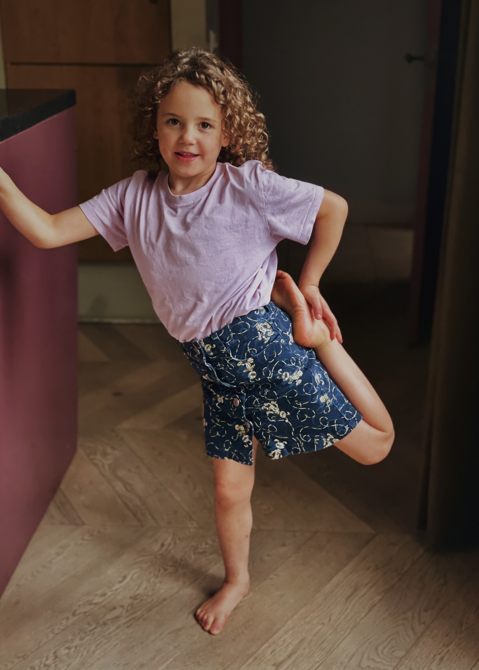 Studio Aventures Marsupilami blue velvet skirt 6y