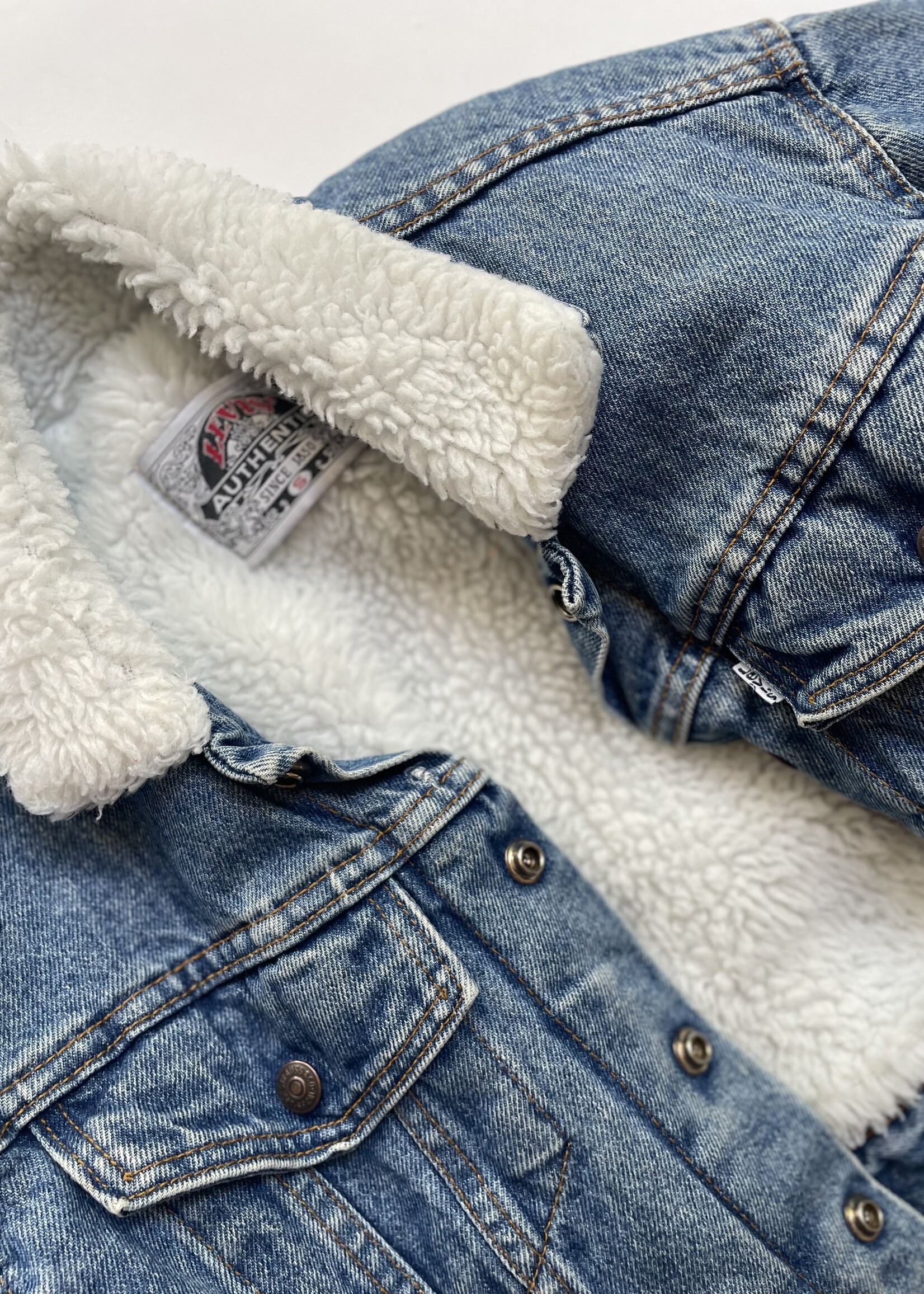 Levi's White Tab Sherpa Denim Trucker Jacket 6-8y