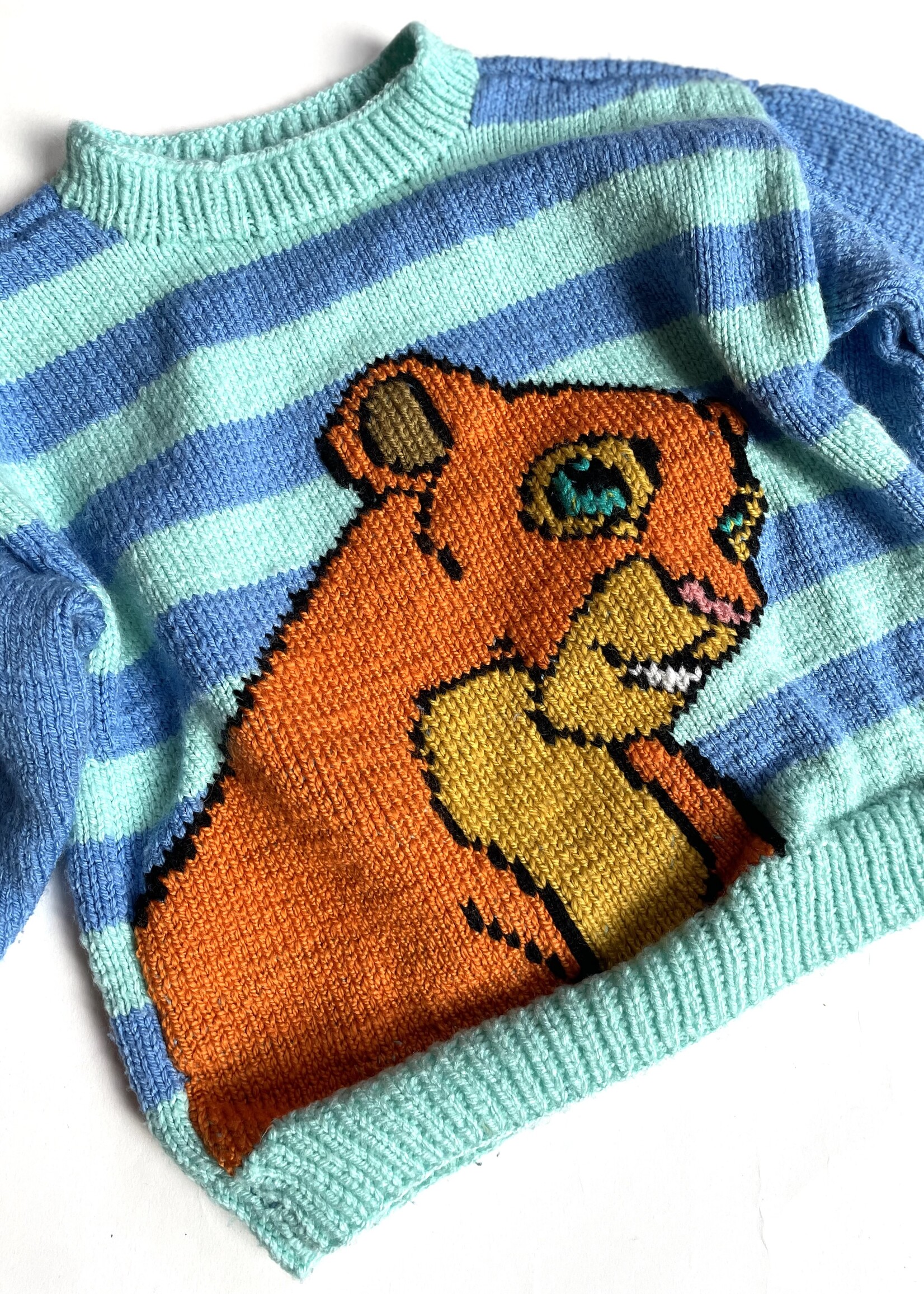 Handmade Striped Lion Queen Sweater 2-3y