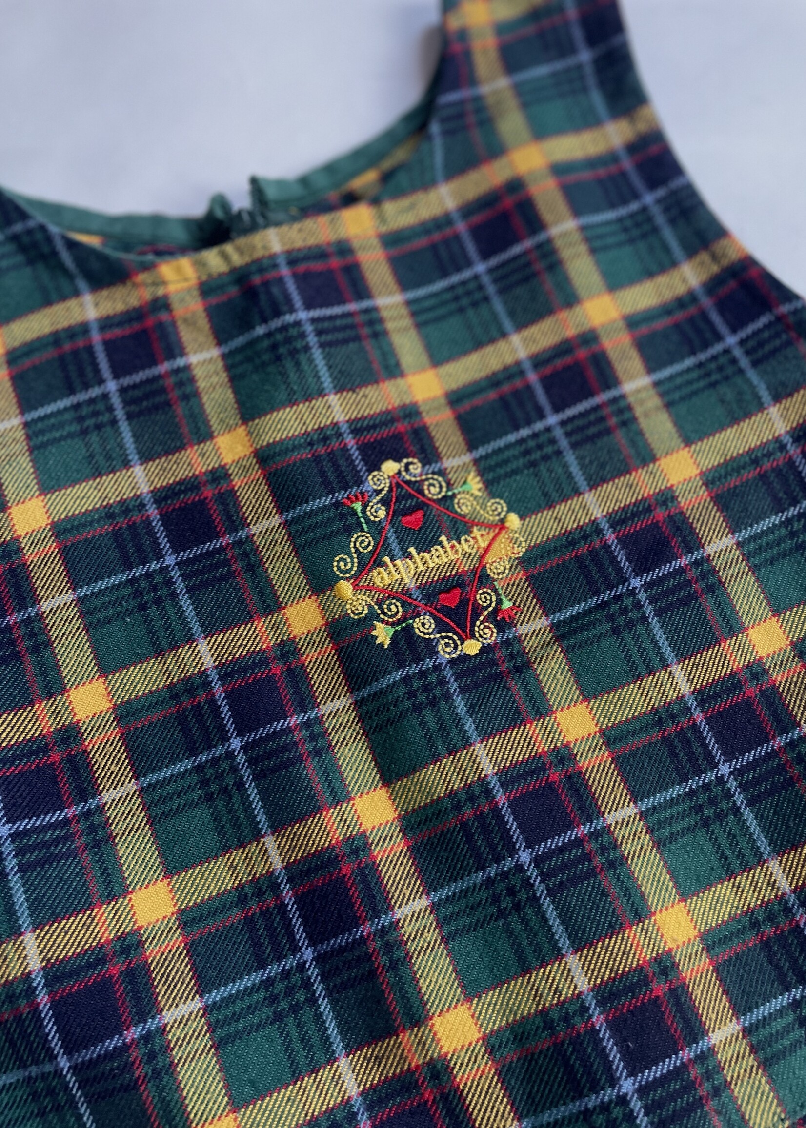 Vintage Green Tartan pleated dress 6-8y