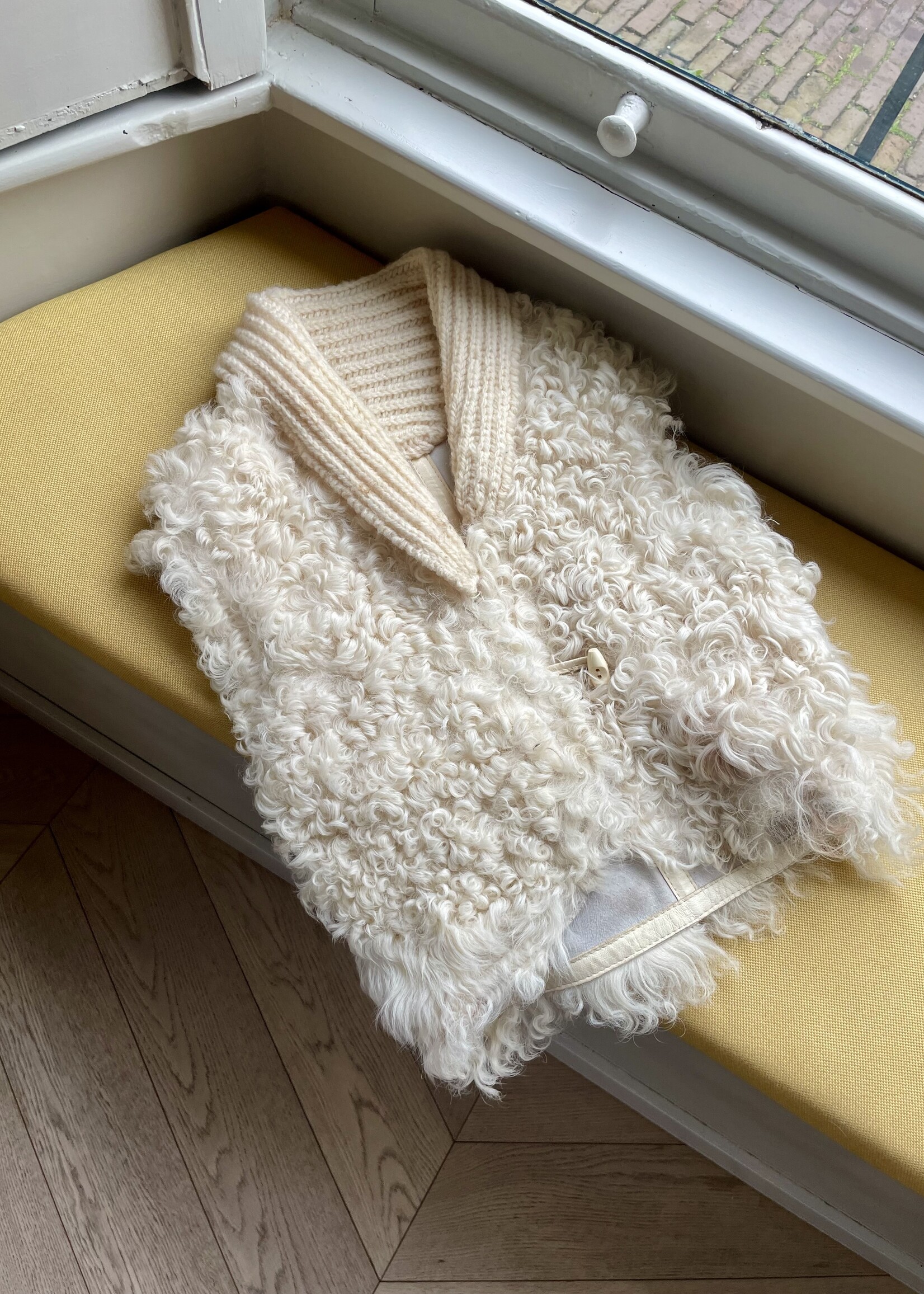 Vintage Fuzzy Sherpa Waistcoat 4-6y