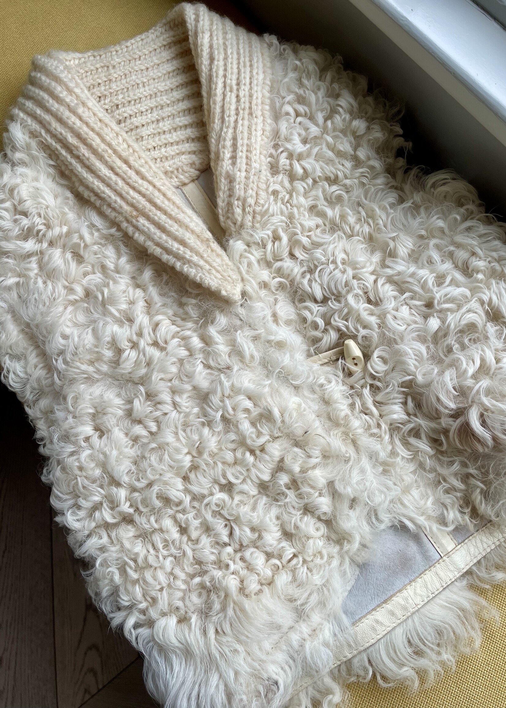 Vintage Fuzzy Sherpa Waistcoat 4-6y