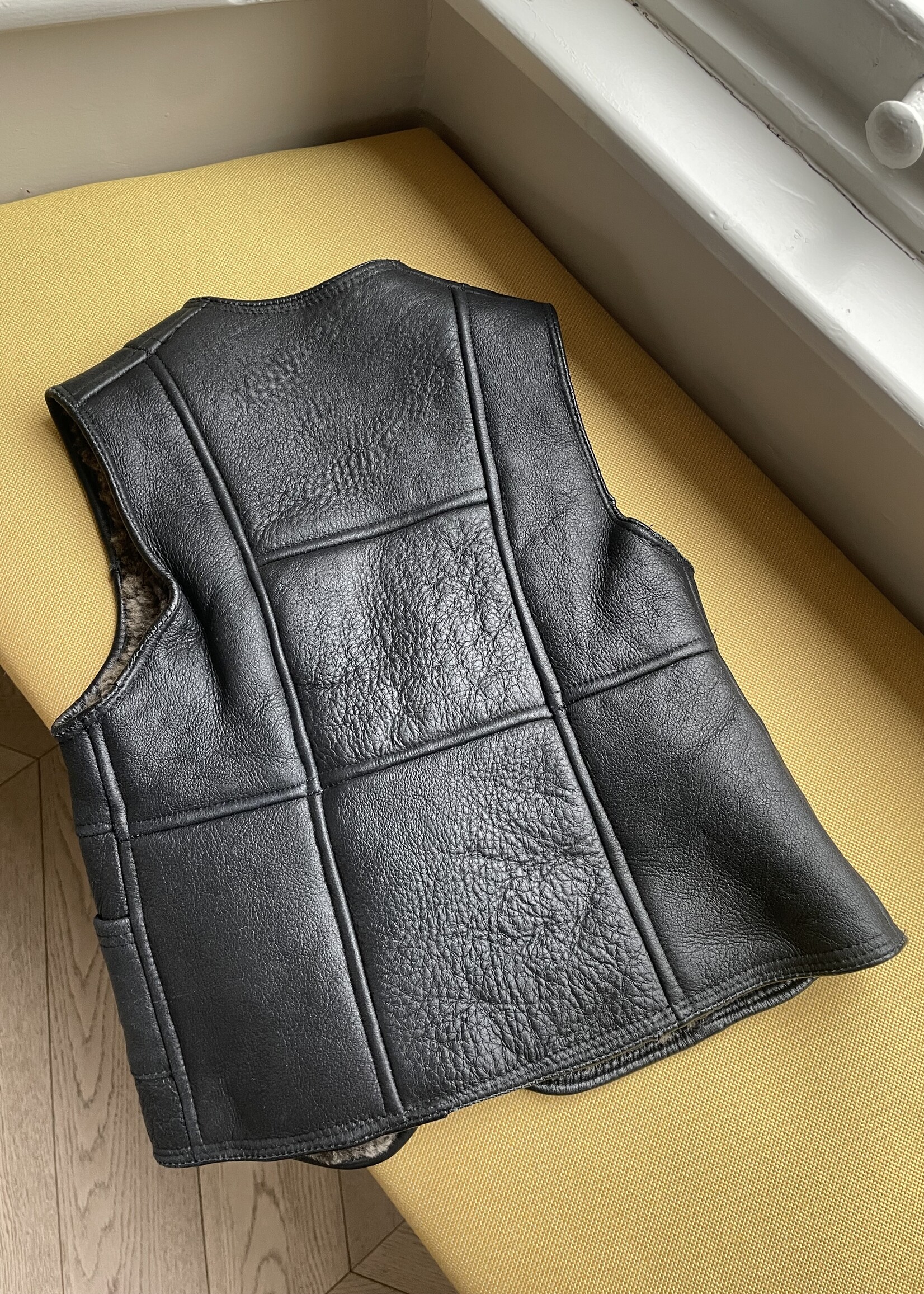 Vintage Vegan Leather Sherpa Waistcoat 4y