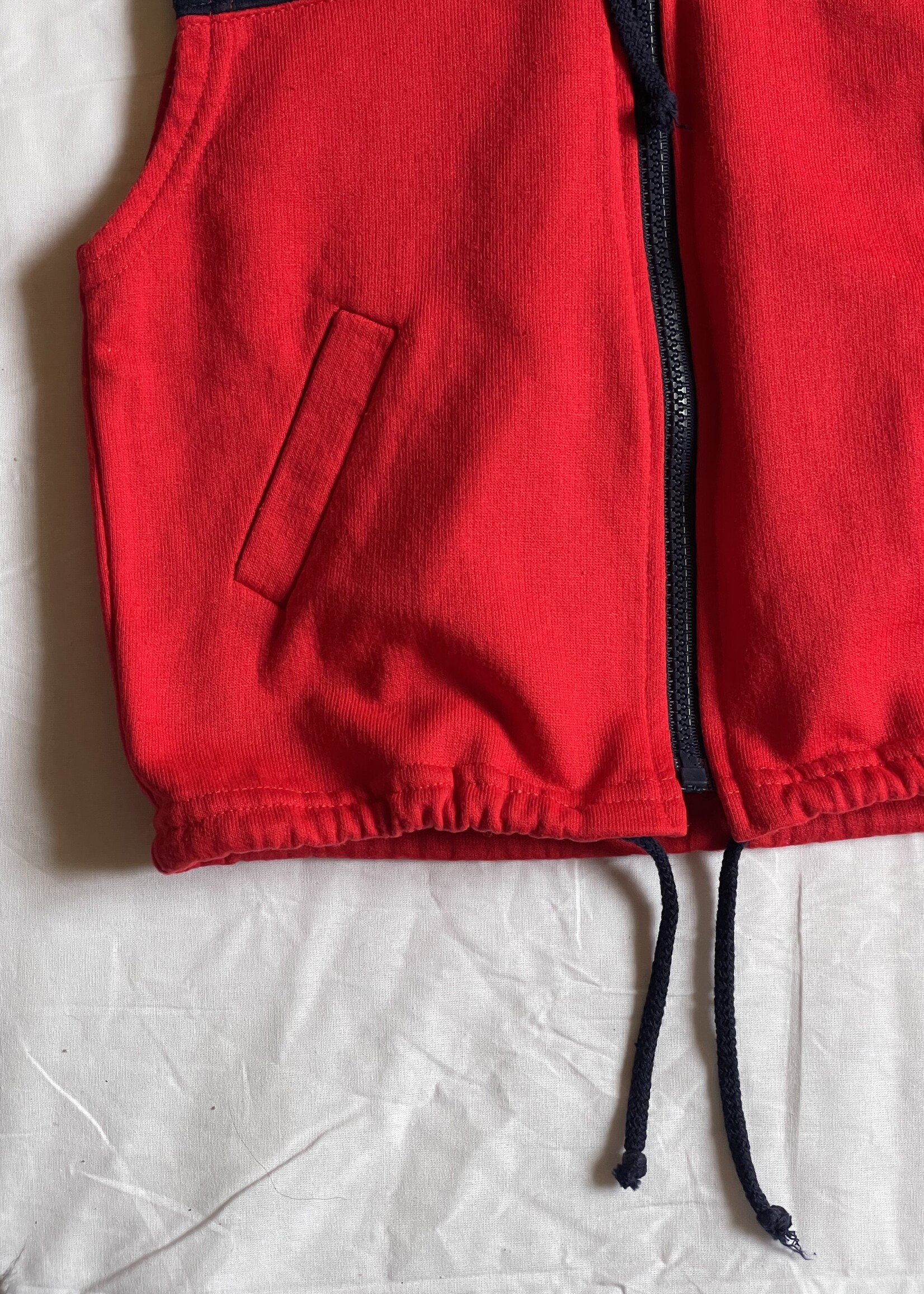 Vintage Street games Jogging Bodywarmer 4y