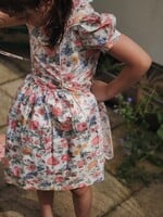 Vintage Floral Ruffle Dress 6-8y