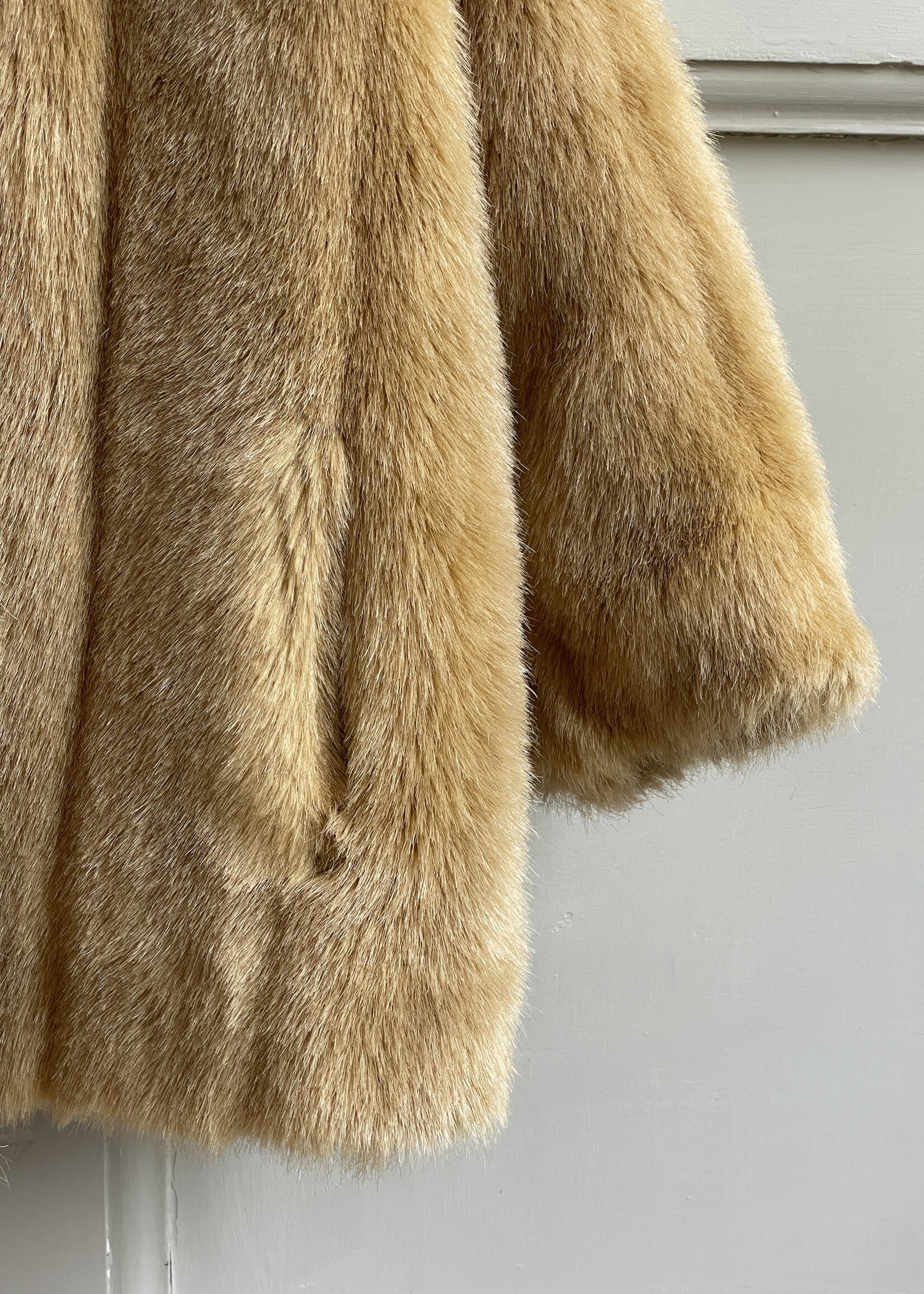 Vintage Faux Fur Hooded Bear Jacket 4-5y