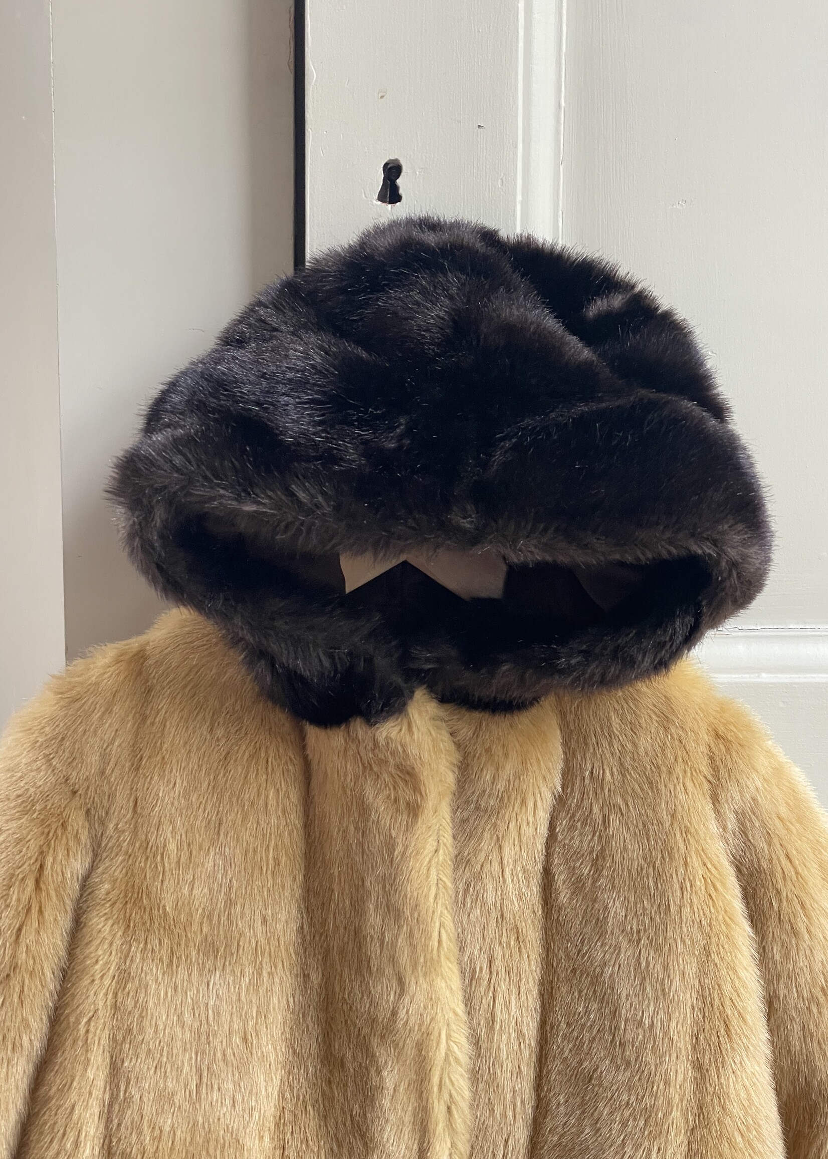 Vintage Faux Fur Hooded Bear Jacket 4-5y