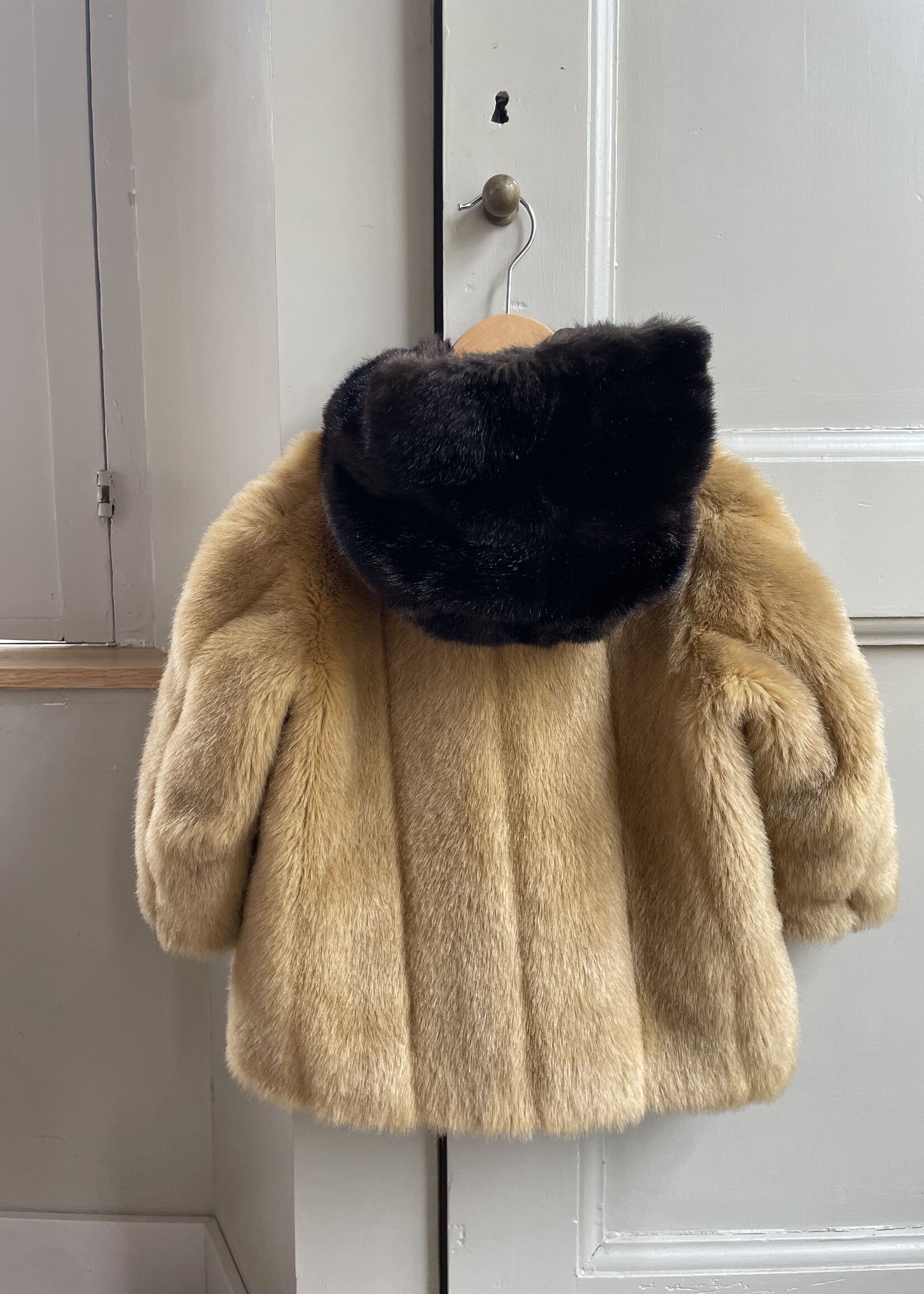 Vintage Faux Fur Hooded Bear Jacket 4-5y