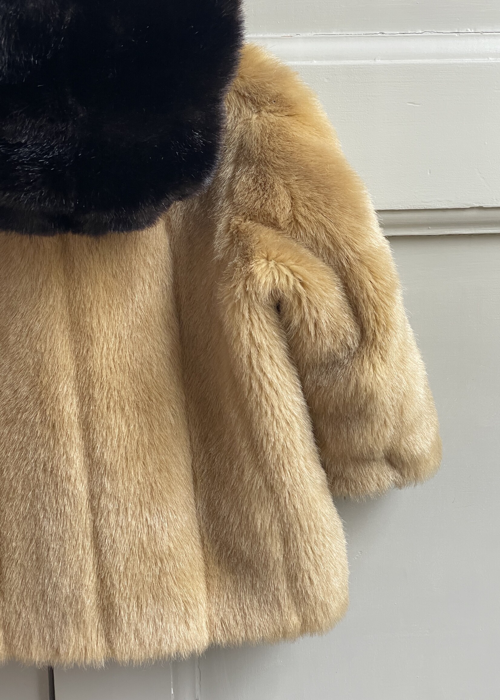 Vintage Faux Fur Hooded Bear Jacket 4-5y