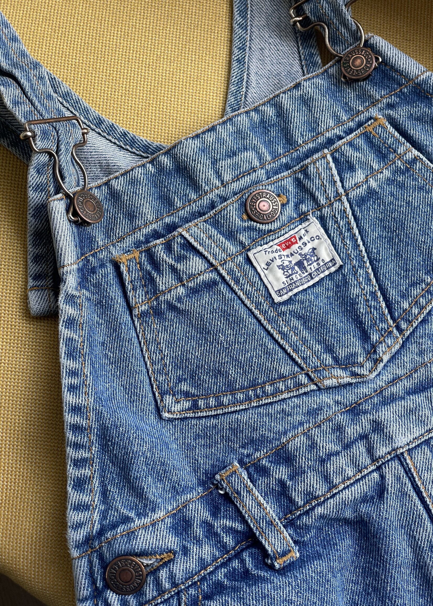 Levi's Classic Denim Dungarees 4y