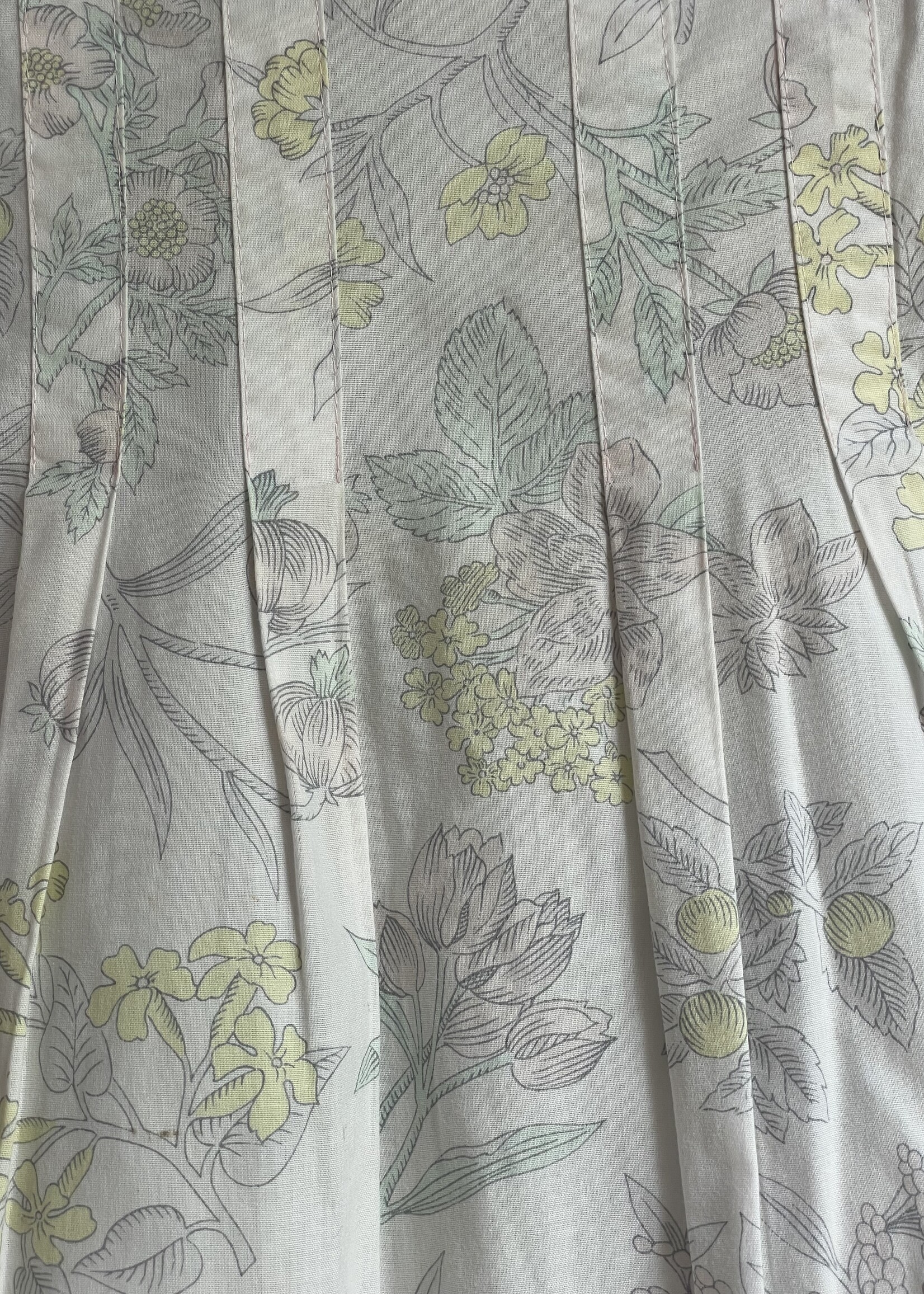 Vintage White Floral Playsuit 18-24m