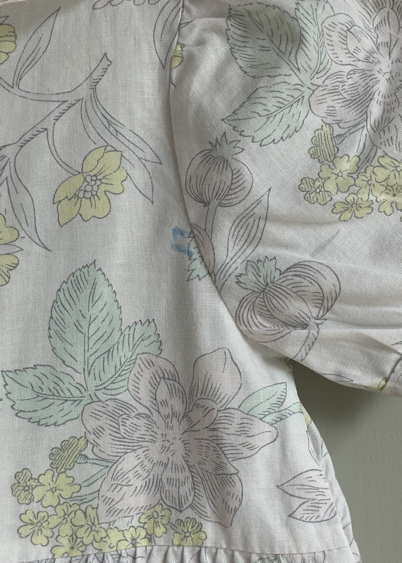 Vintage White Floral Playsuit 18-24m