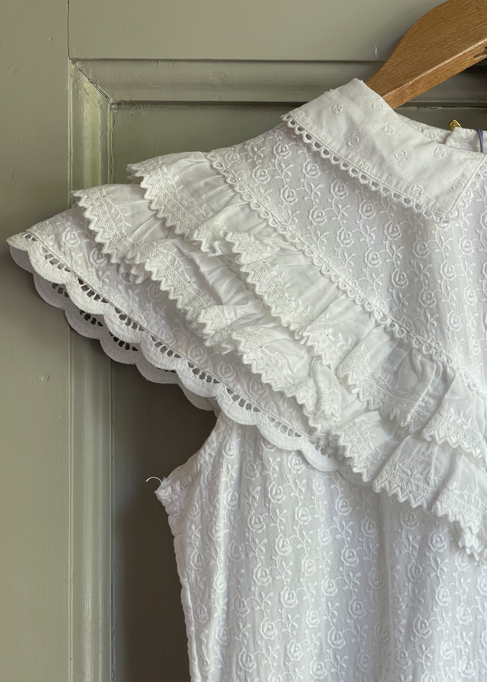 Handmade White Roses Dress 10y