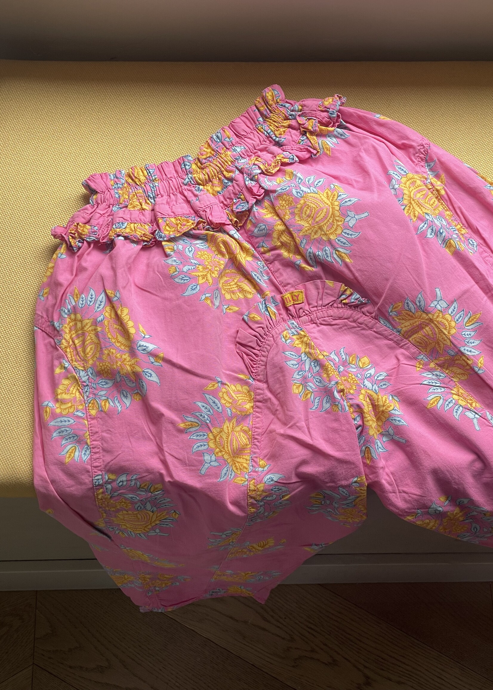 Oilily Pink Floral Puffy Pants 6y