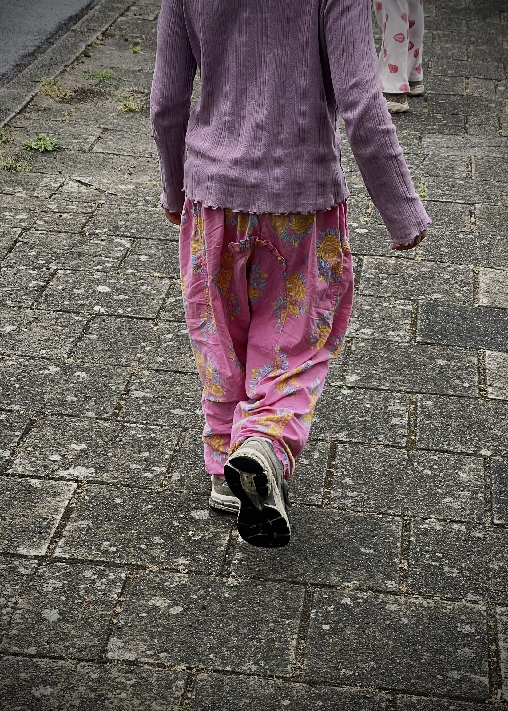 Oilily Pink Floral Puffy Pants 6y
