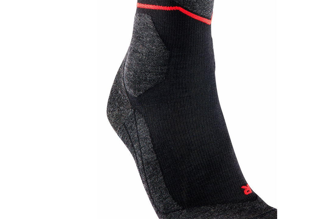 Falke dunne dames compressie skisokken sk2