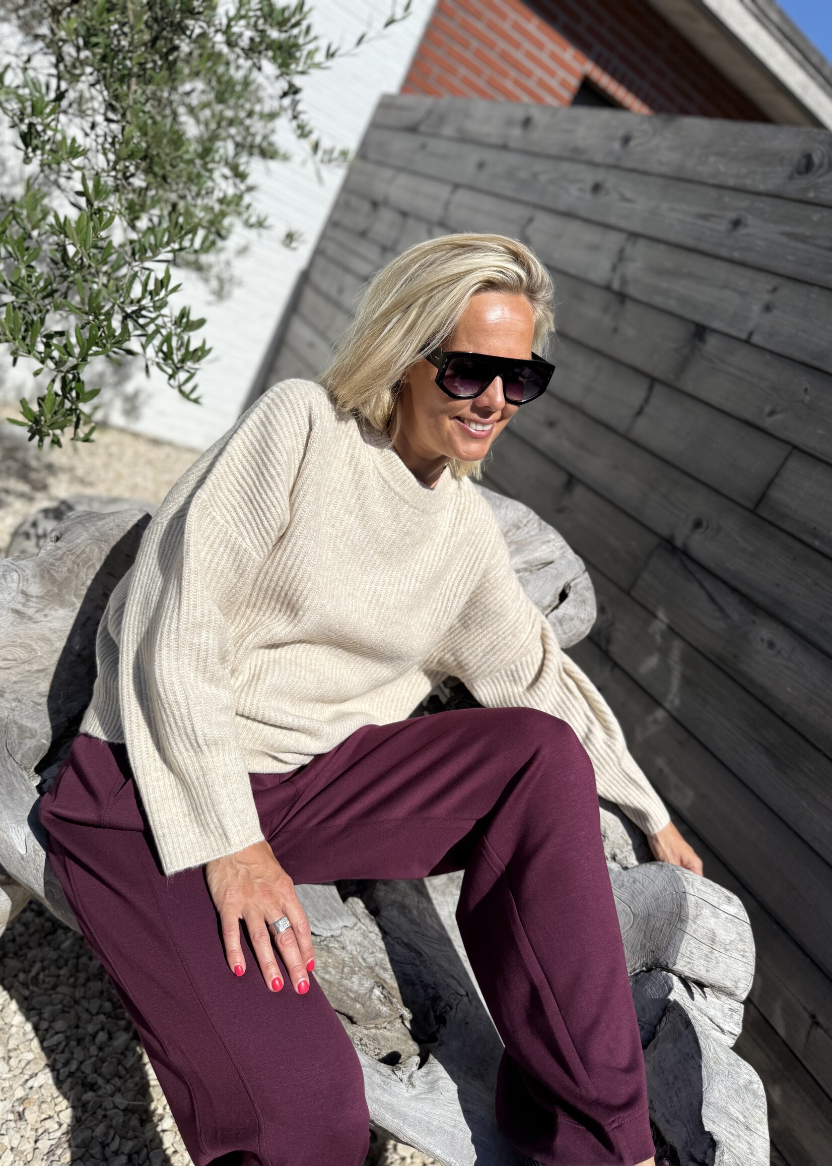 Guts & Goats Dolly Creme Pullover