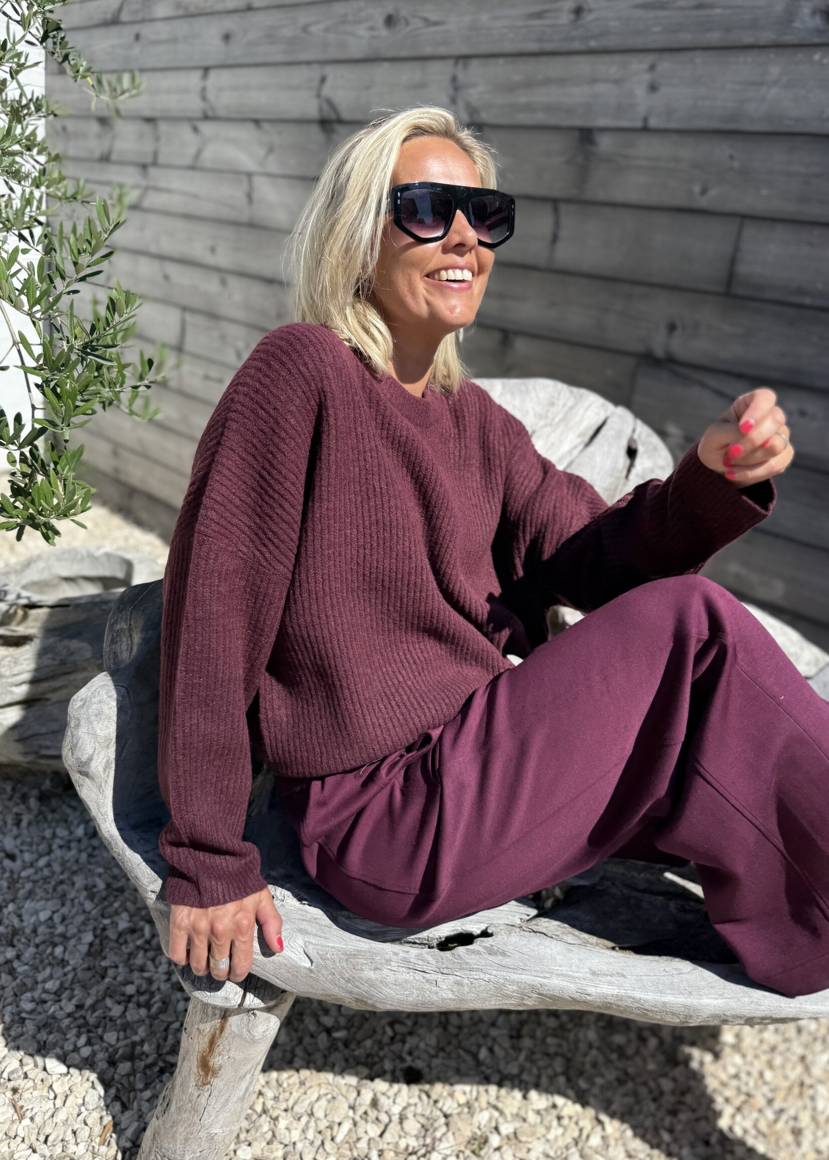Guts & Goats Dolly Fig Pullover