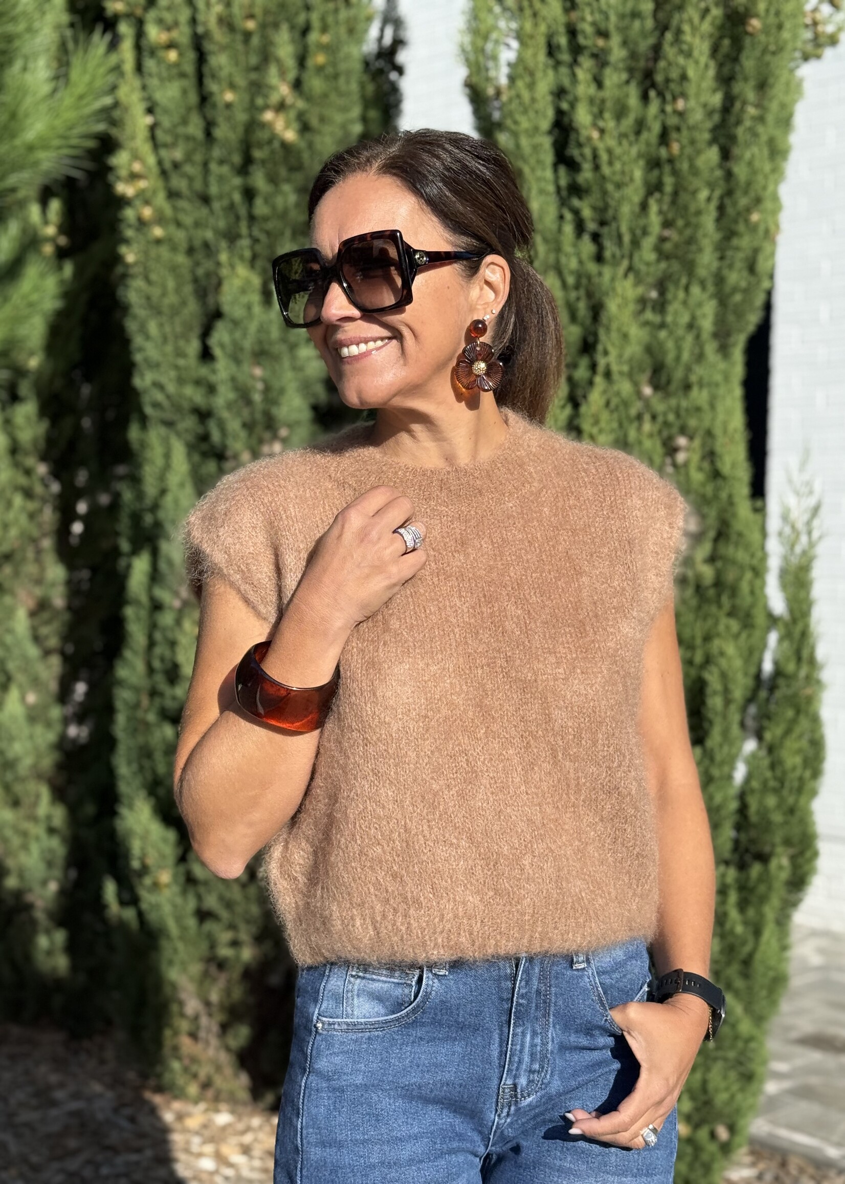 Guts & Goats Steffy Camel Pull