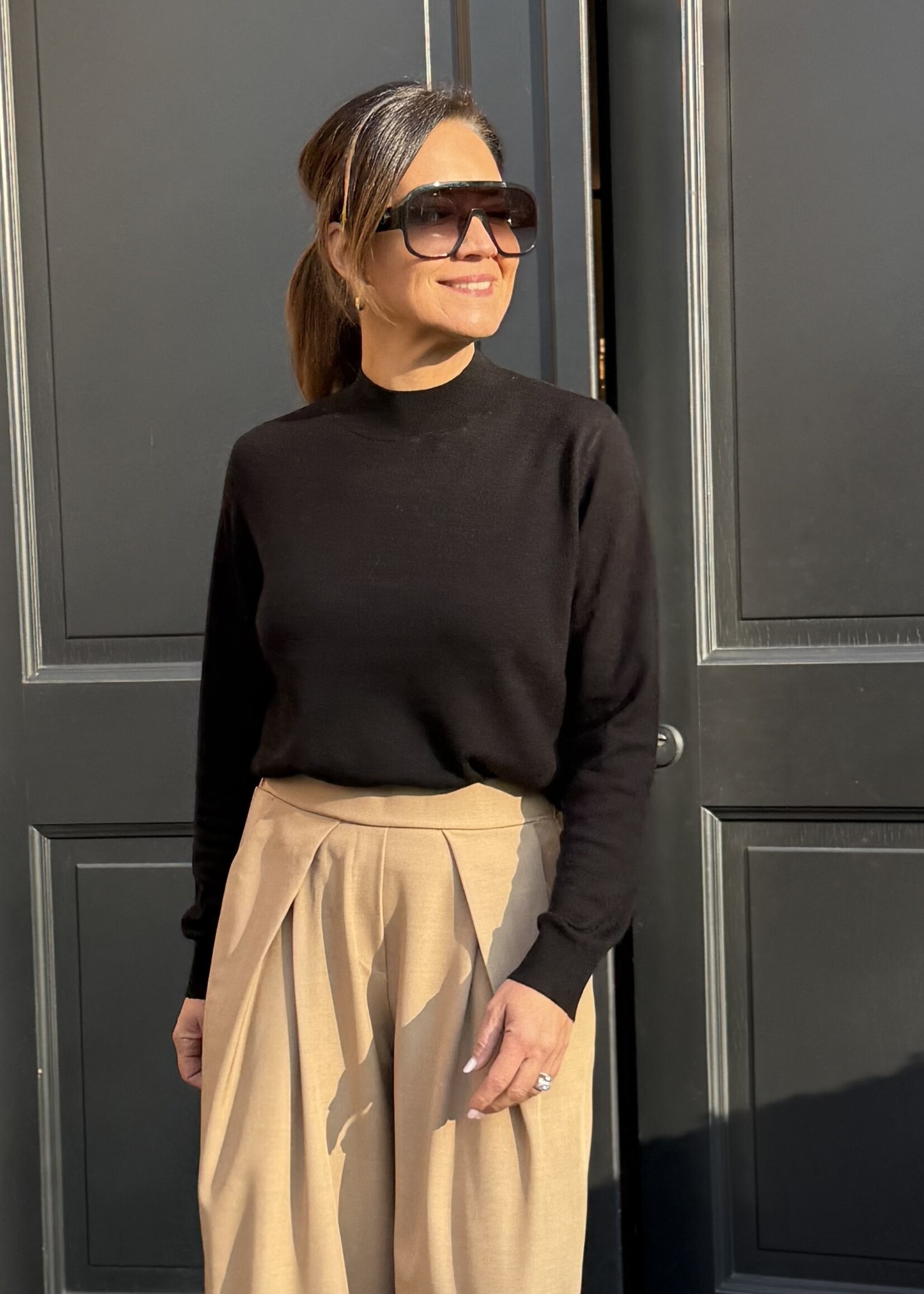 Guts & Goats Madeleine Black Pull