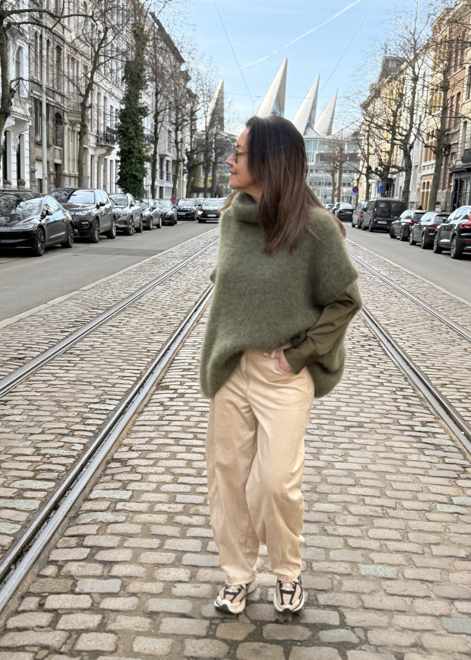 Guts & Goats Pauletta Kaki Pull