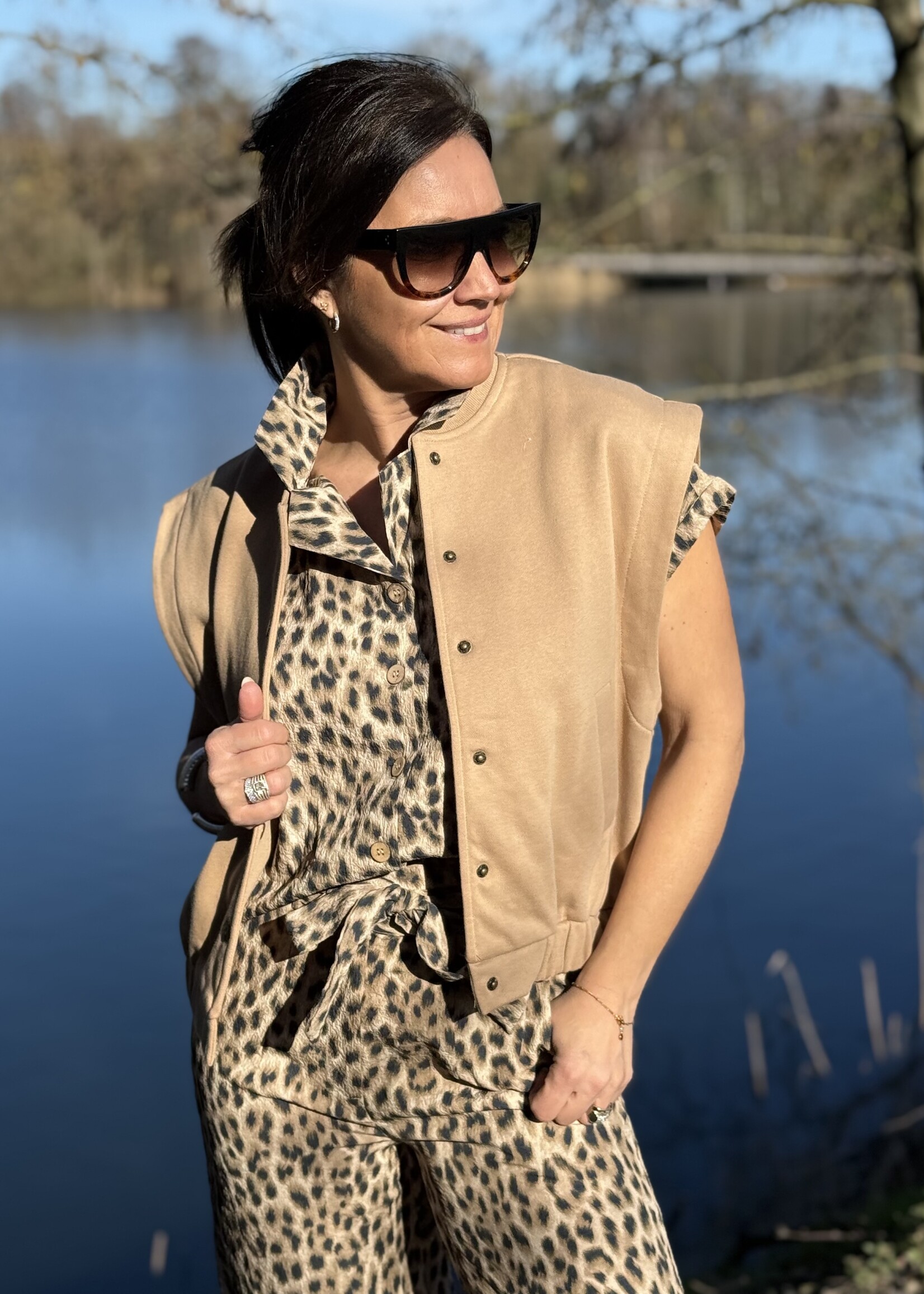 Guts & Goats Truly Veste