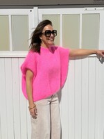 Guts & Goats Rosalie Fuchsia Pull