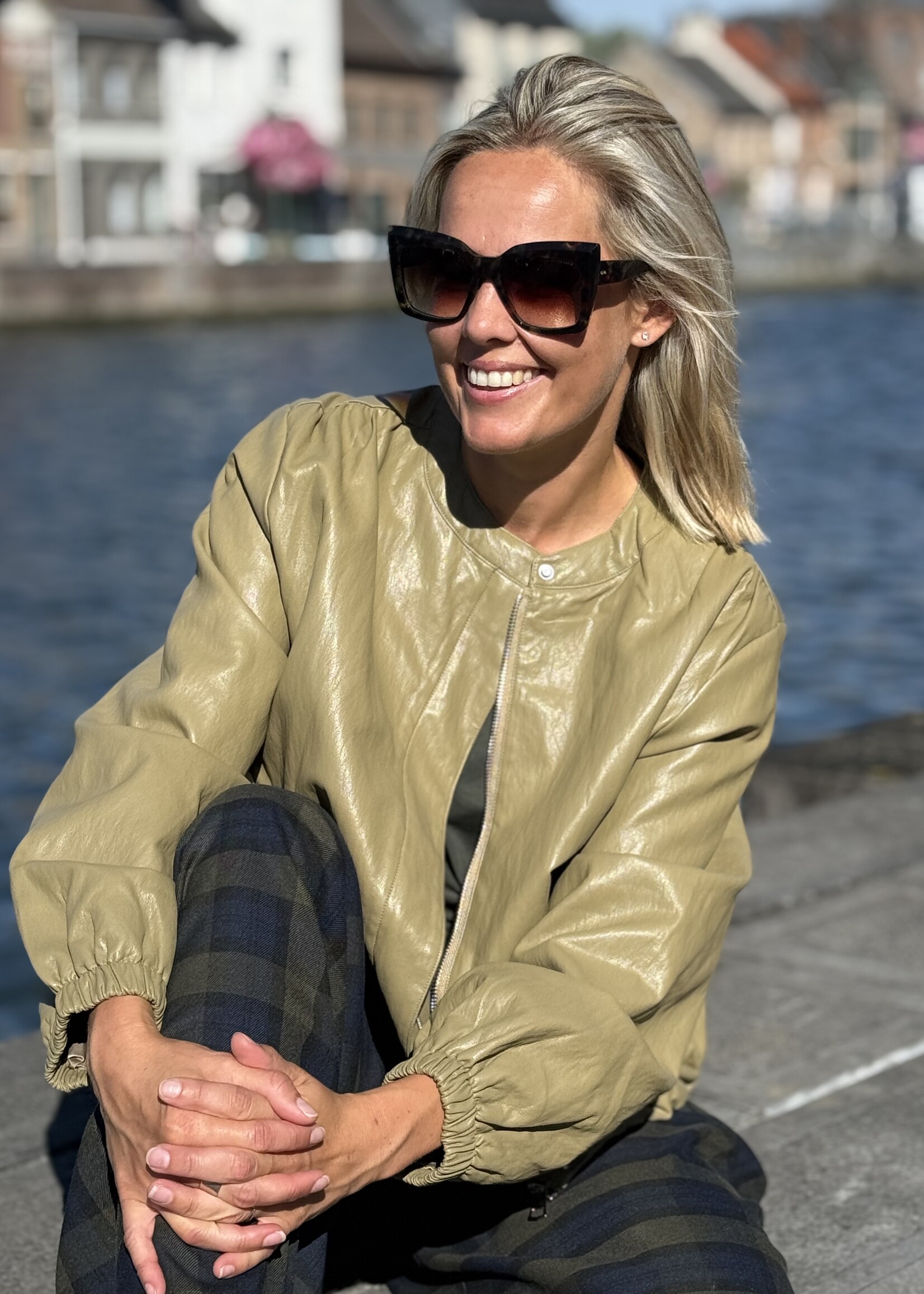 Guts & Goats Améline Olive Veste