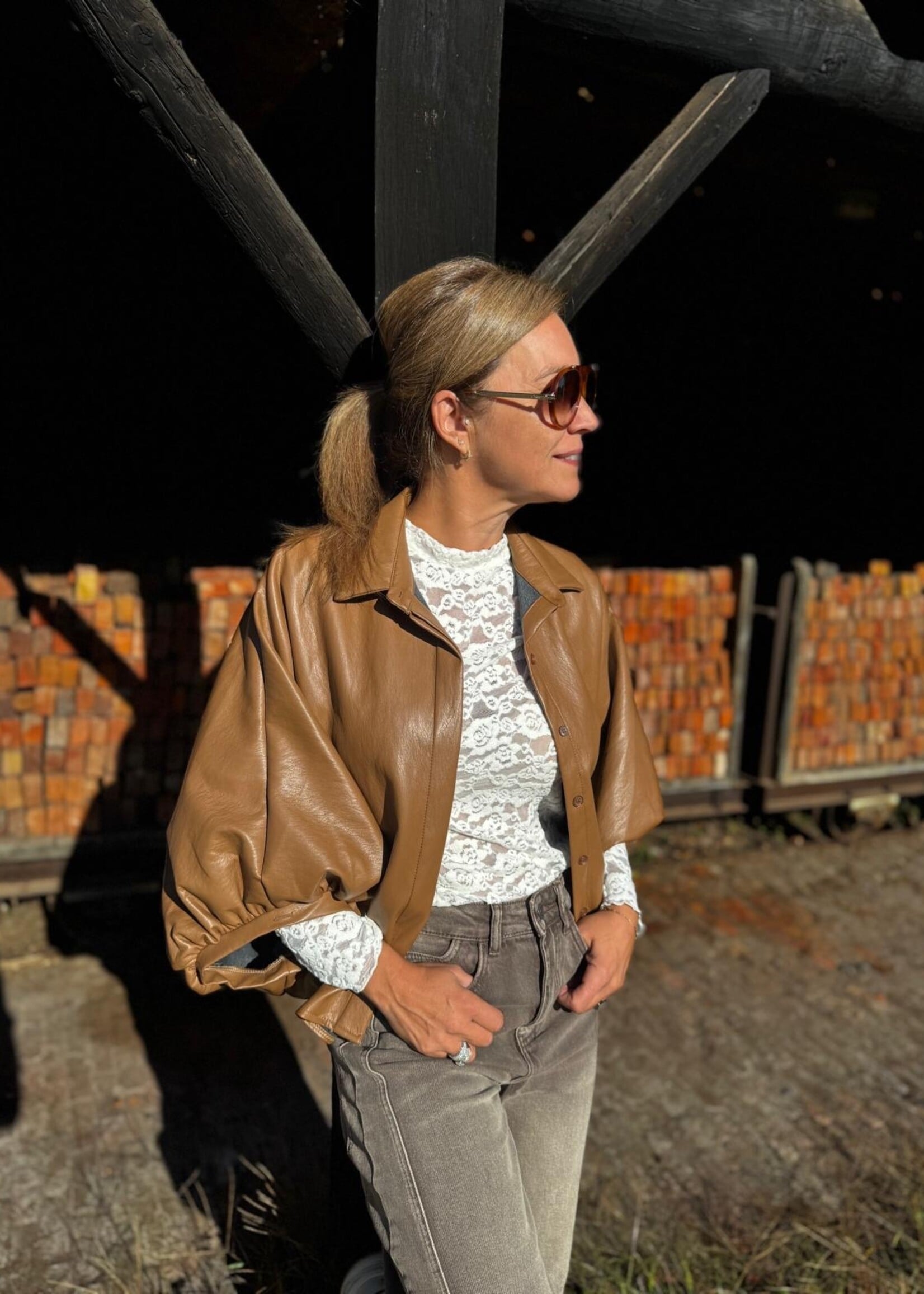 Guts & Goats Loraline Camel Veste