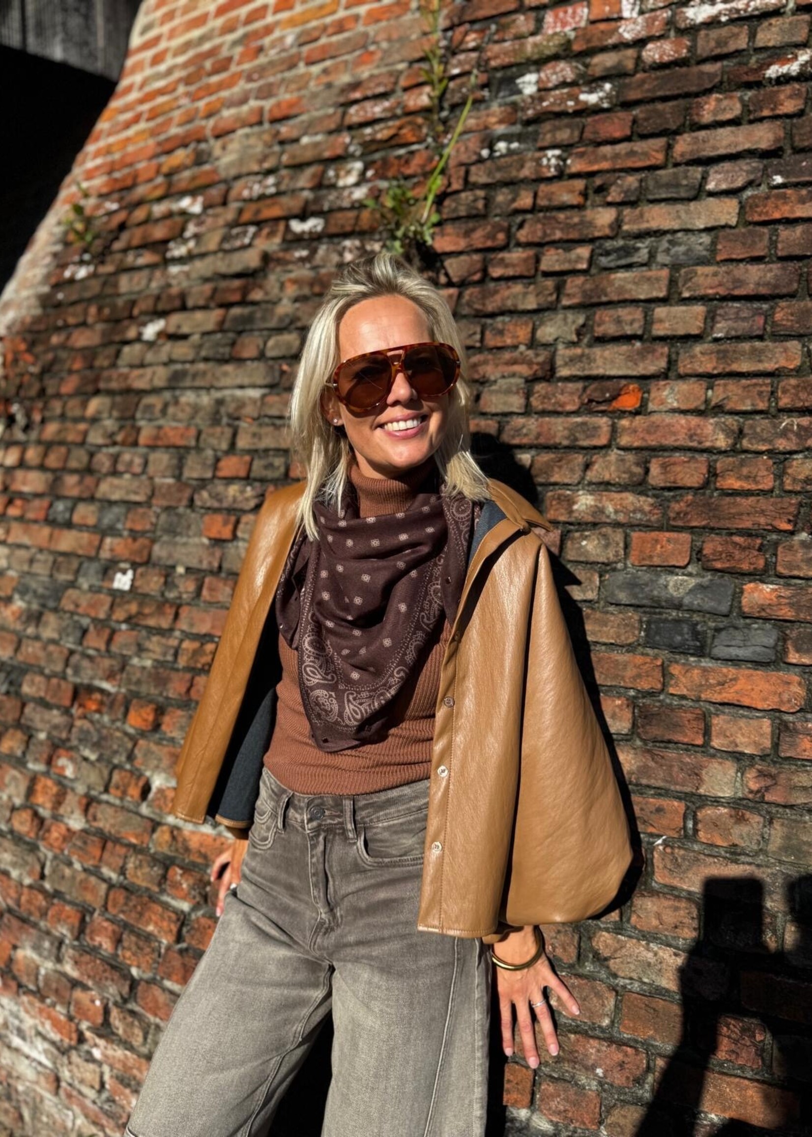 Guts & Goats Loraline Camel Veste