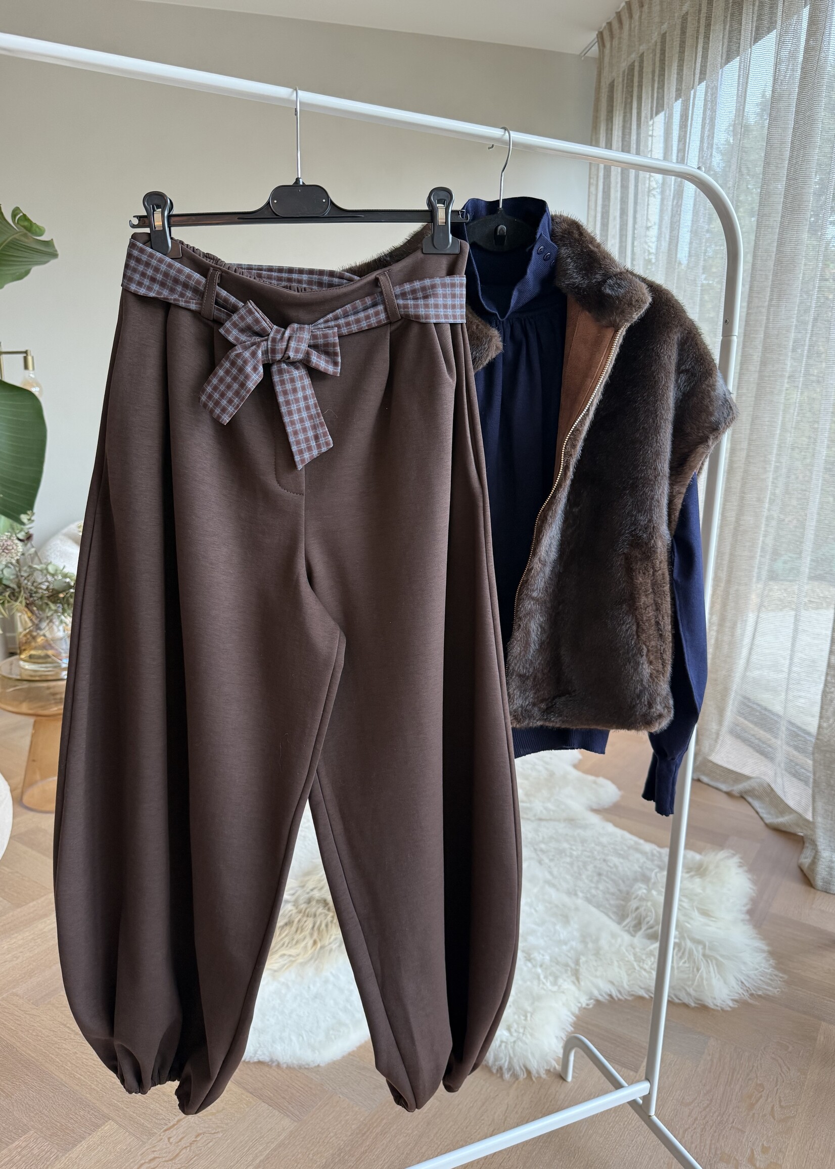 Guts & Goats Suzy Brown Pants