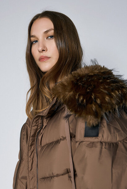 Womans Jacket - Brown Puffer with Fur