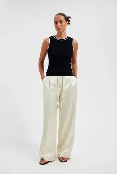 LISE-AE Top Ivory/Black